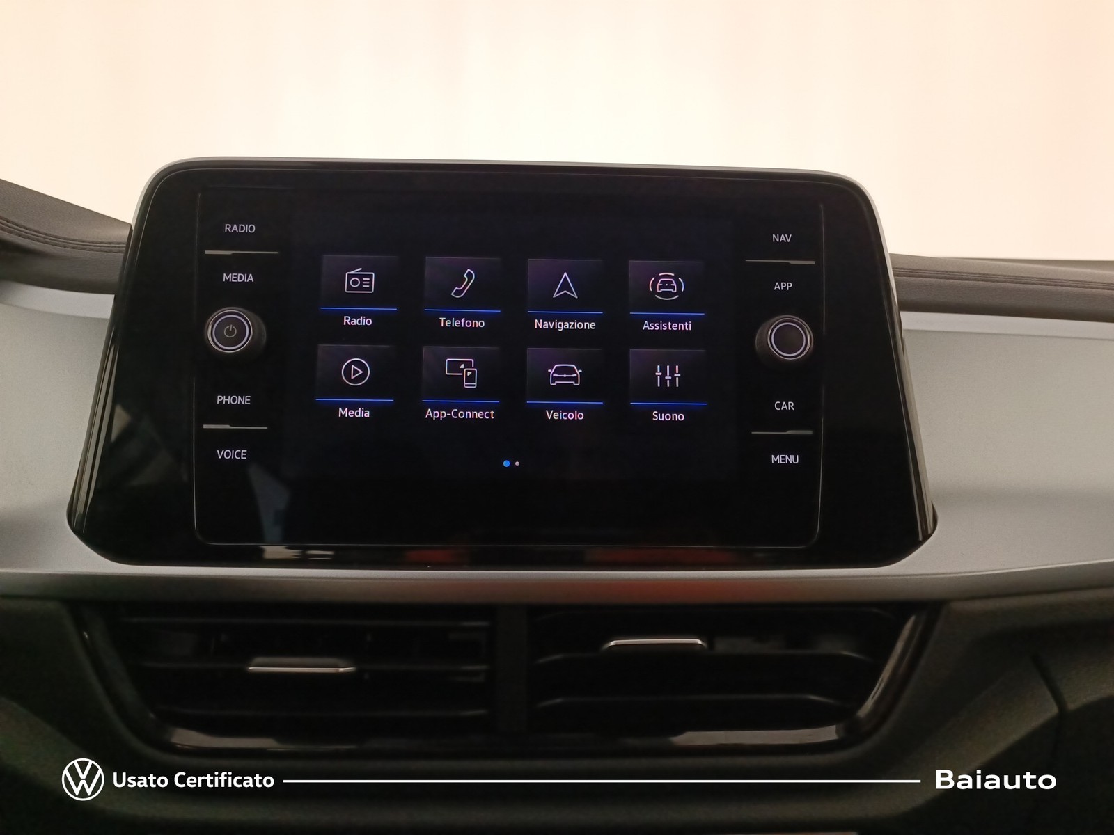 10 - Volkswagen T-Roc 2.0 tdi scr 150cv life dsg