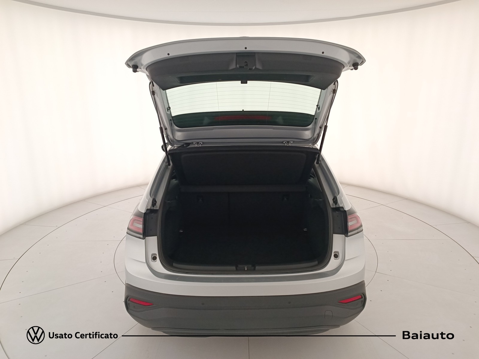 28 - Volkswagen Taigo 1.0 tsi 115cv life