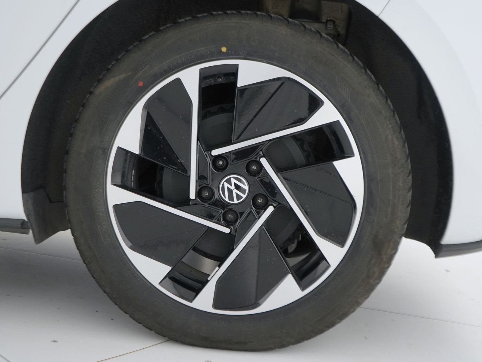 12 - Volkswagen ID.3 58 kwh pro performance active