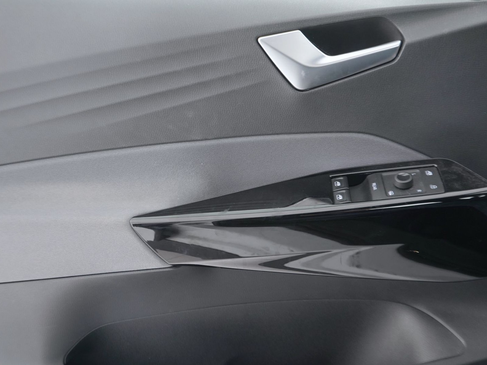 17 - Volkswagen ID.3 58 kwh pro performance active