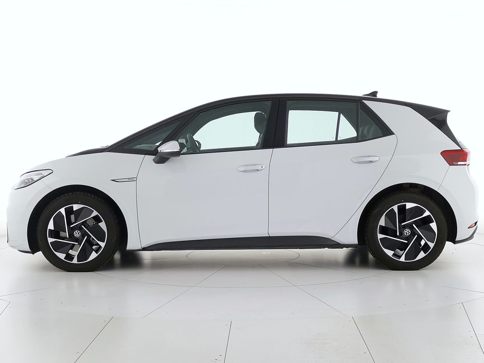 3 - Volkswagen ID.3 58 kwh pro performance active