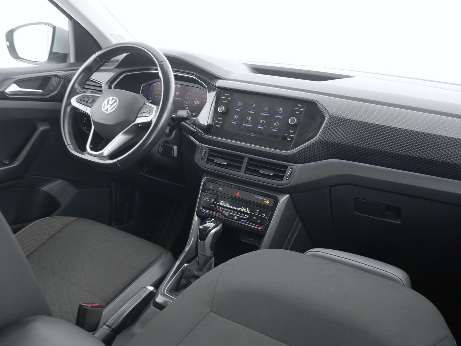 6 - Volkswagen T-Cross 1.5 tsi 150cv advanced dsg