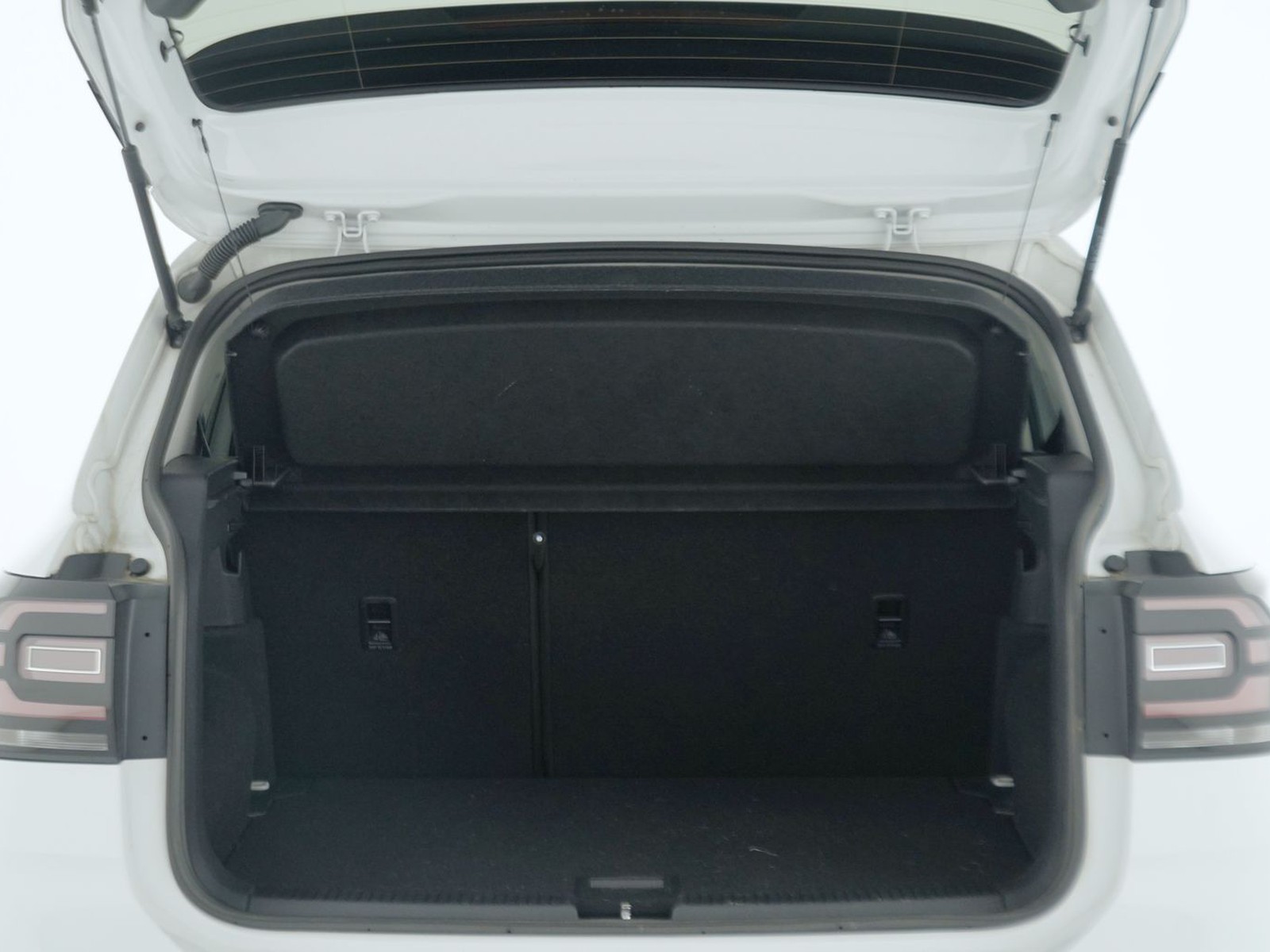 10 - Volkswagen T-Cross 1.0 tsi 110cv advanced dsg