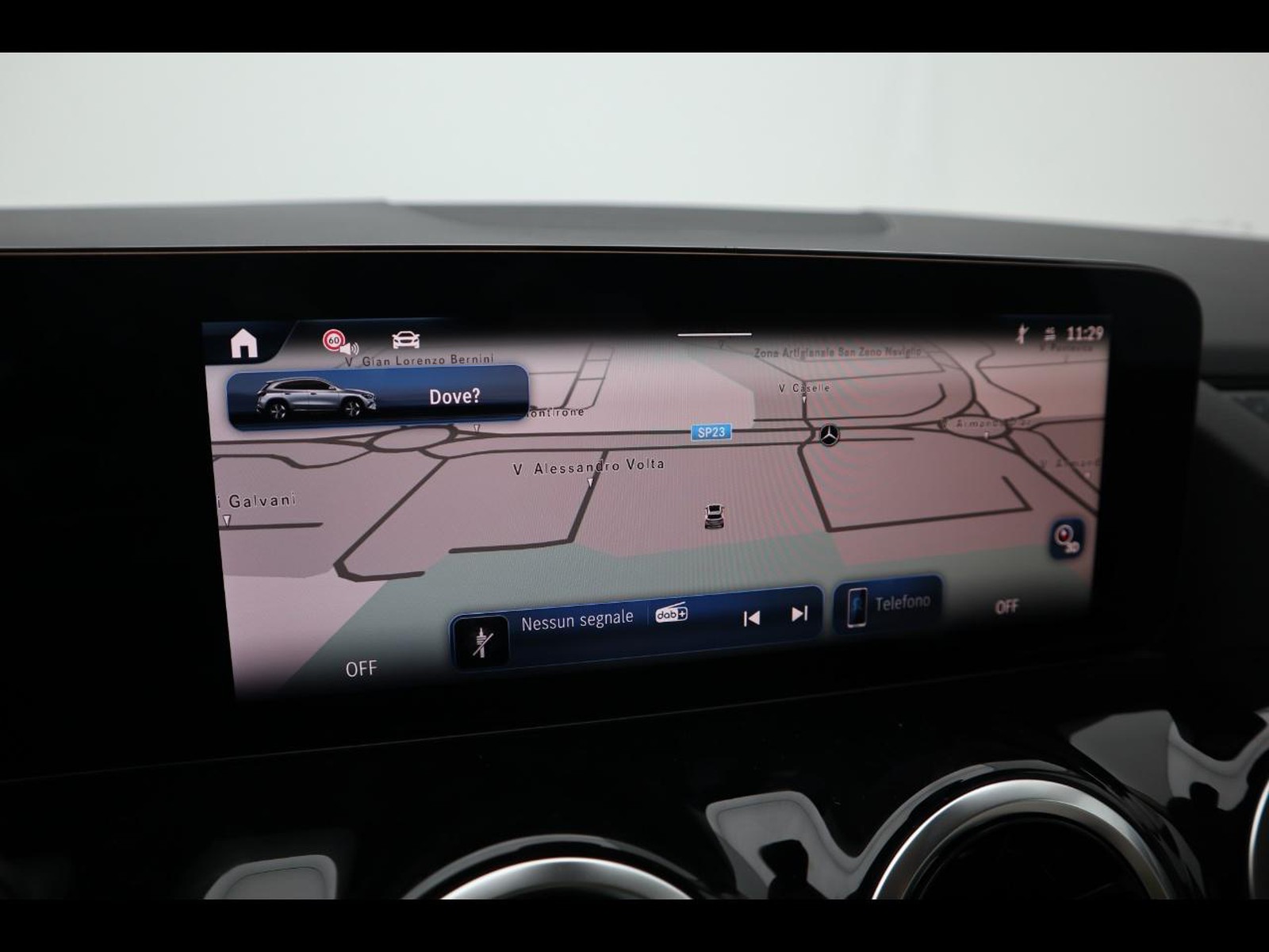 10 - Mercedes GLA 180 d progressive advanced 8g-dct