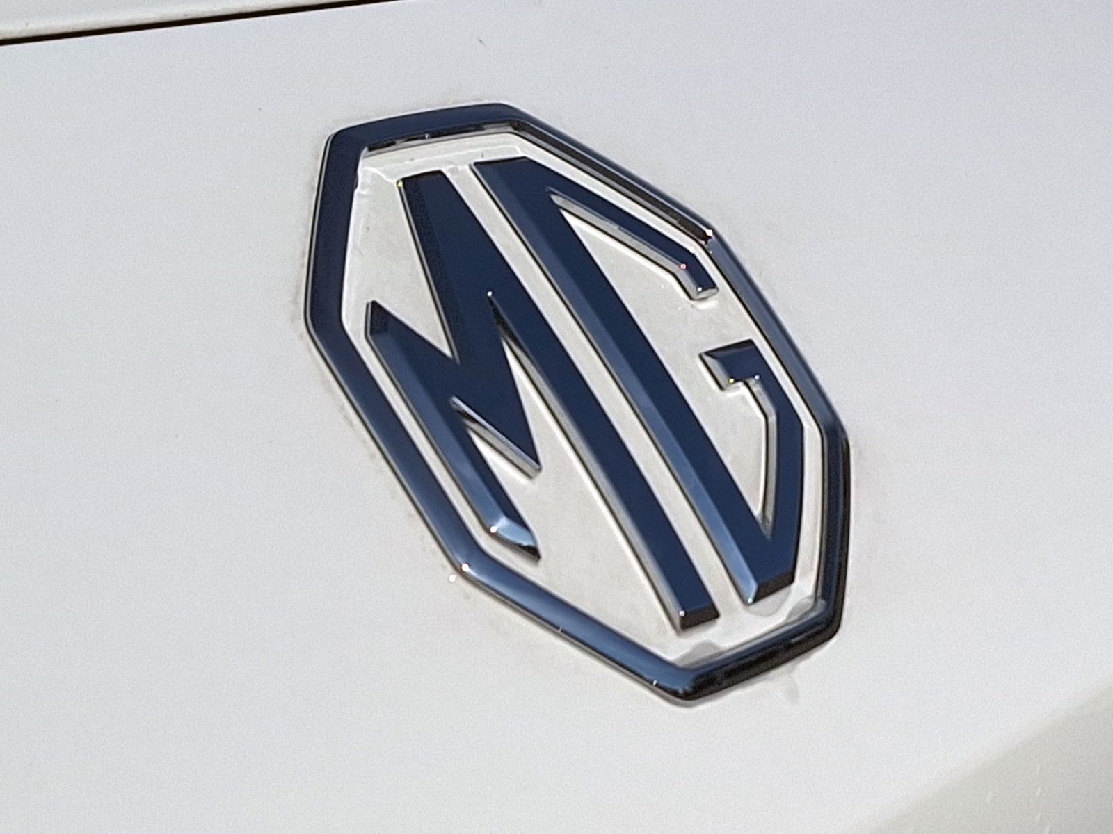 24 - Mg MG3 1.5 hybrid+ luxury