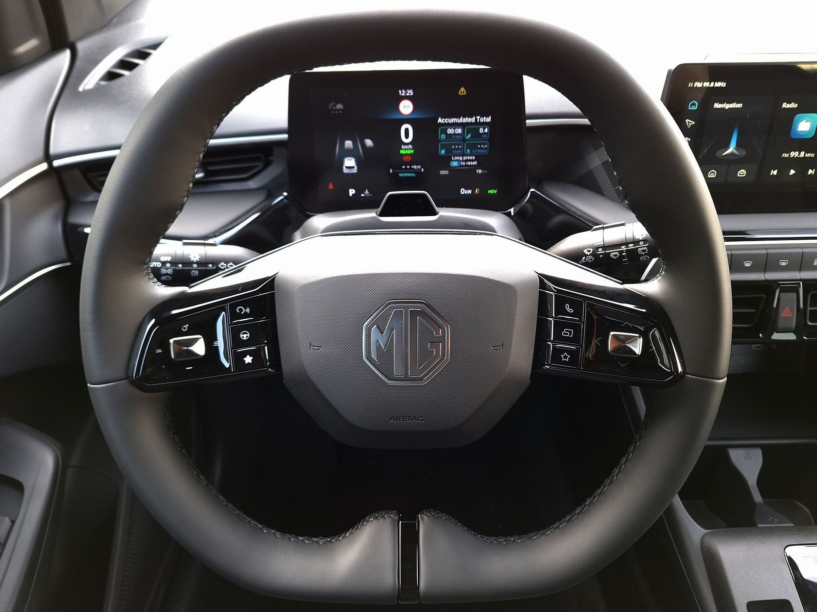 9 - Mg MG3 1.5 hybrid+ luxury