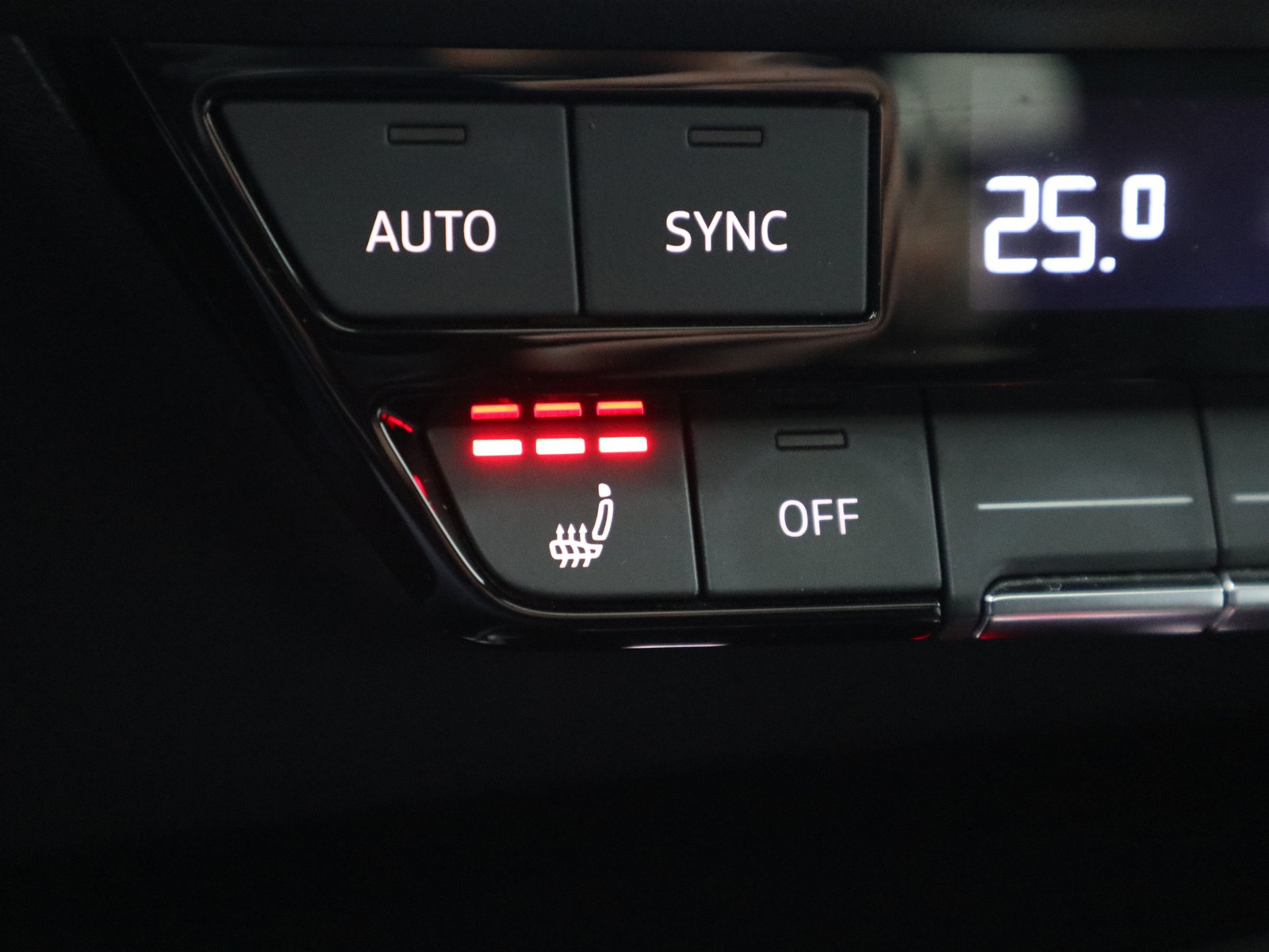 16 - Audi Q4 e-tron sportback e-tron 40 s line edition