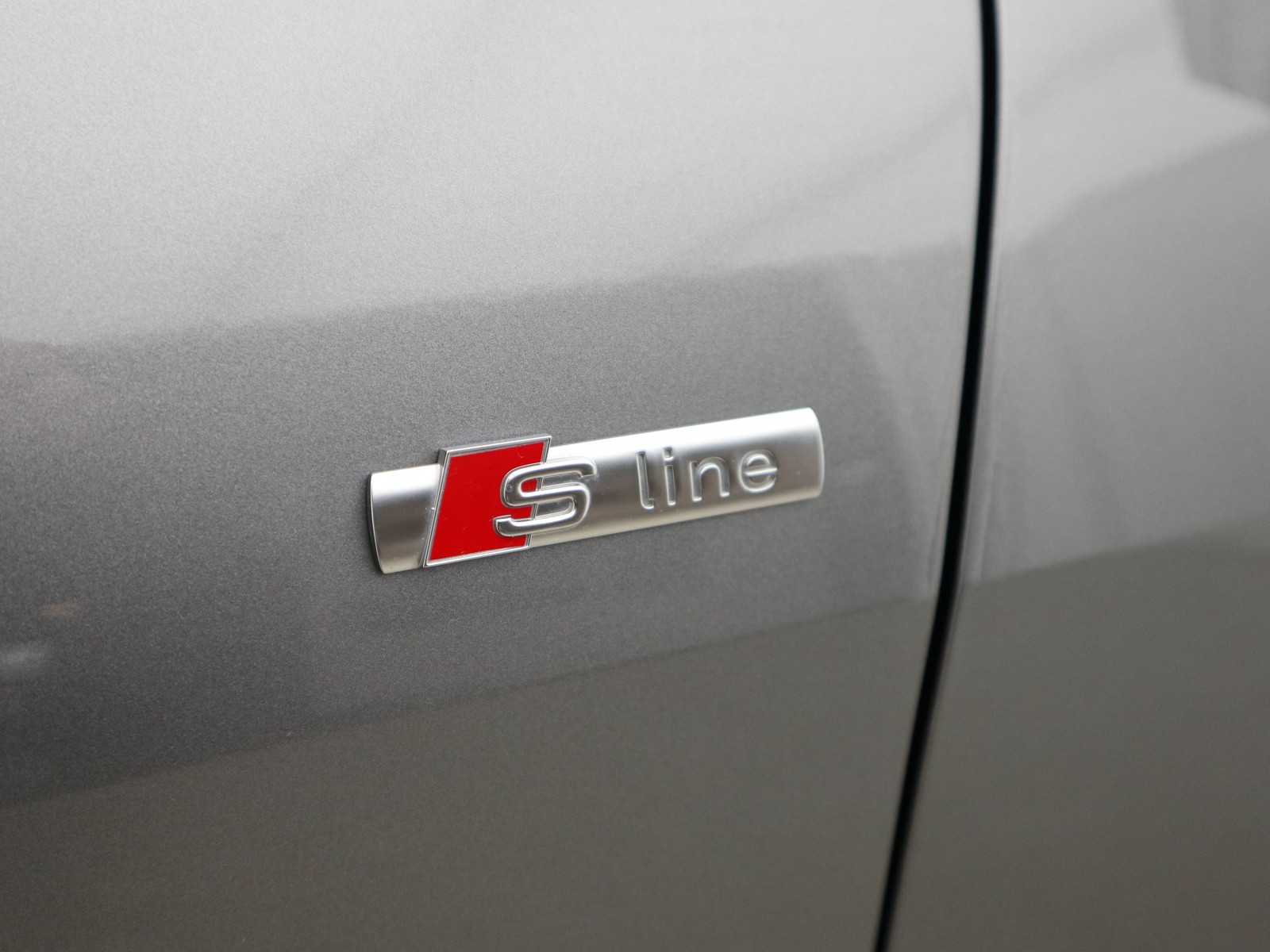 20 - Audi Q4 e-tron sportback e-tron 40 s line edition