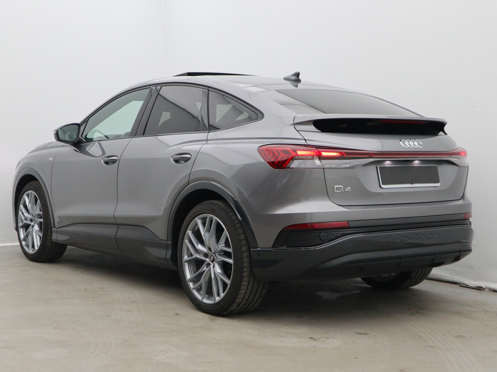 5 - Audi Q4 e-tron sportback e-tron 40 s line edition