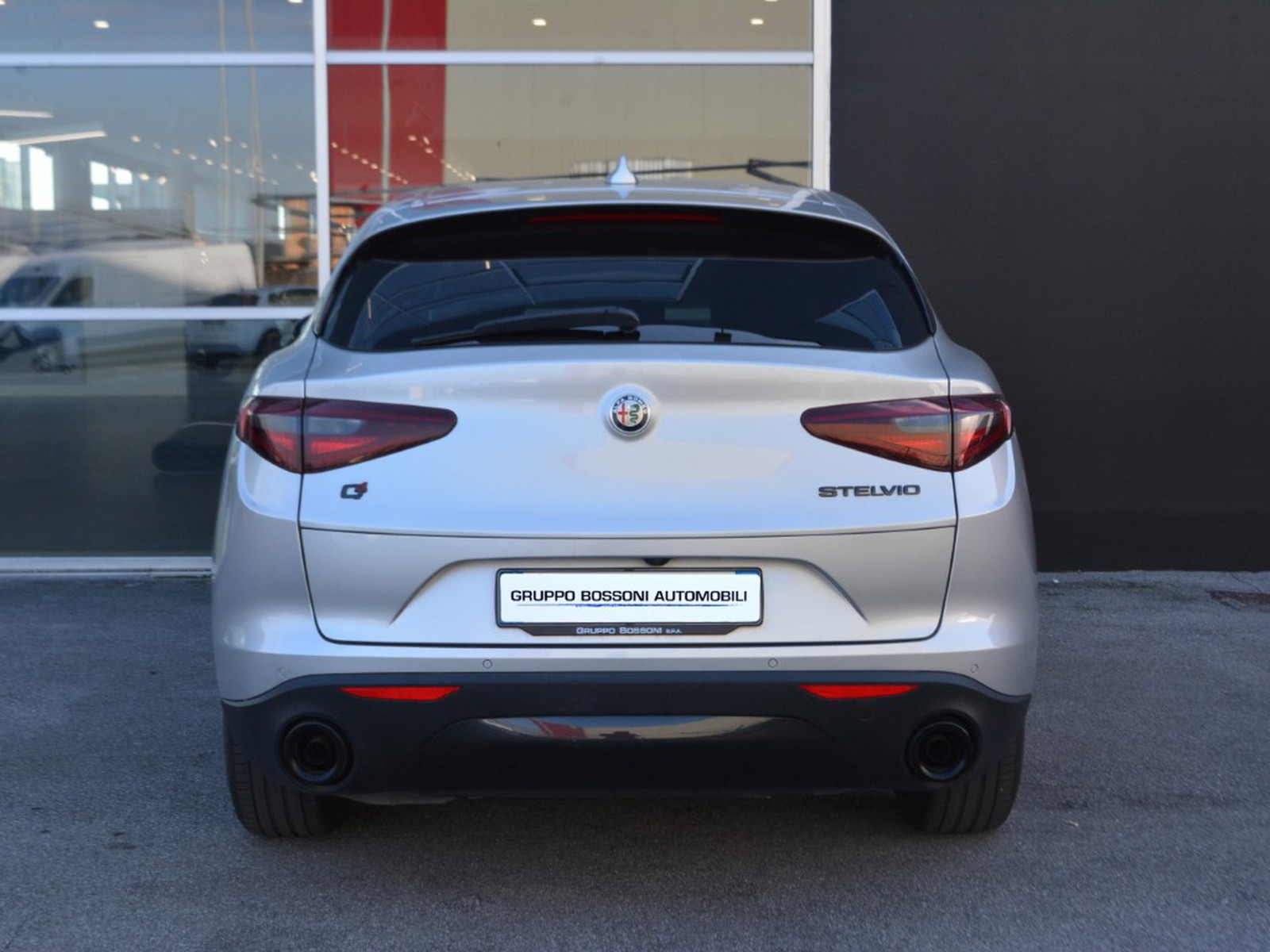 4 - Alfa Romeo Stelvio 2.2 turbo 190cv sprint q4 at8