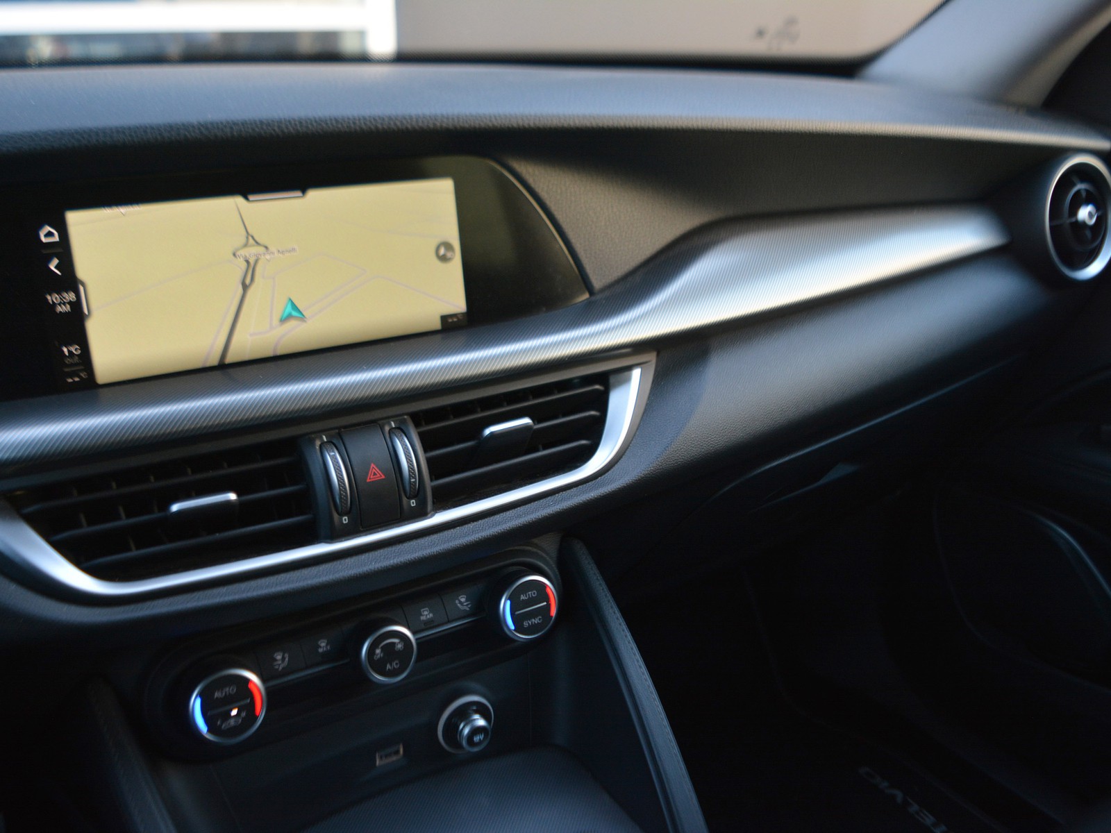 10 - Alfa Romeo Stelvio 2.2 turbo 190cv sprint q4 at8