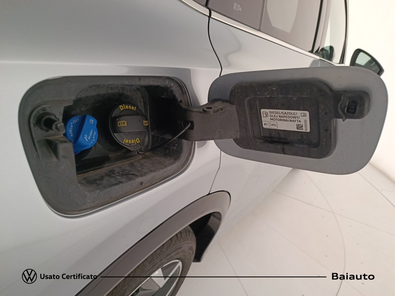 35 - Volkswagen Tiguan 2.0 tdi scr 150cv r-line dsg