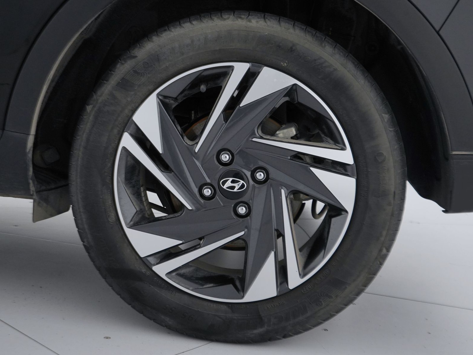 12 - Hyundai Bayon 1.2 mpi xclass