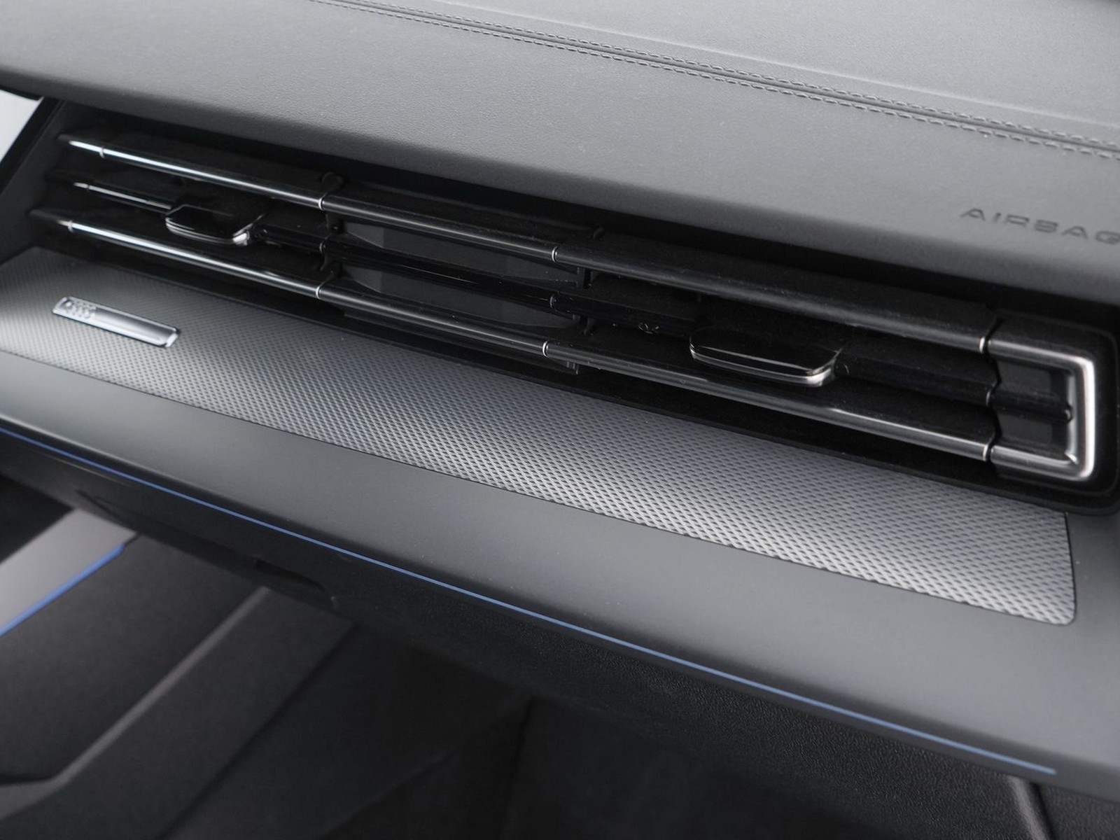 18 - Audi A3 sportback 2.0 tdi 150cv s line edition s tronic