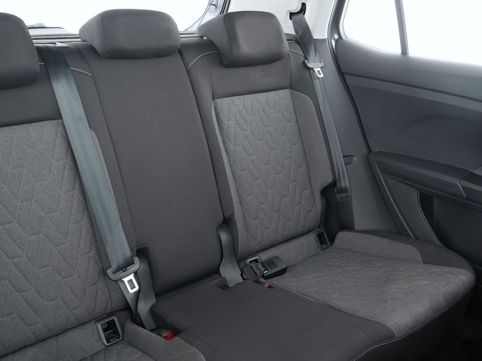 21 - Volkswagen T-Cross 1.0 tsi 115cv life dsg