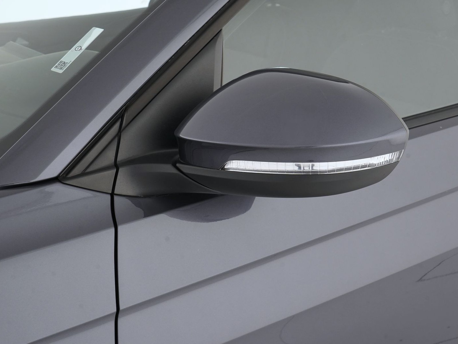 38 - Volkswagen T-Cross 1.0 tsi 115cv life dsg