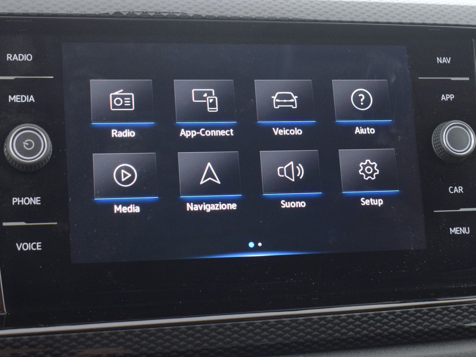 27 - Volkswagen Polo 1.0 tsi 95cv life dsg