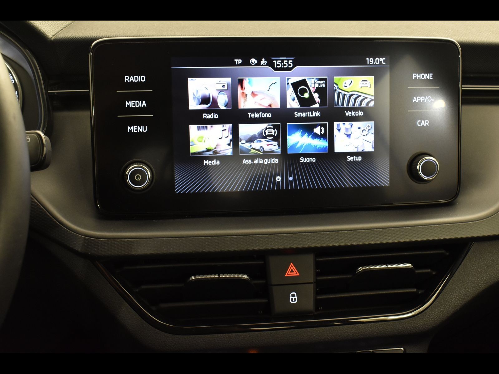 23 - Skoda Kamiq 1.0 tsi 95cv ambition