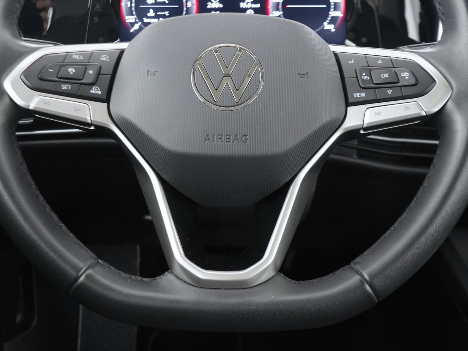 15 - Volkswagen Golf 2.0 tdi scr 115cv life