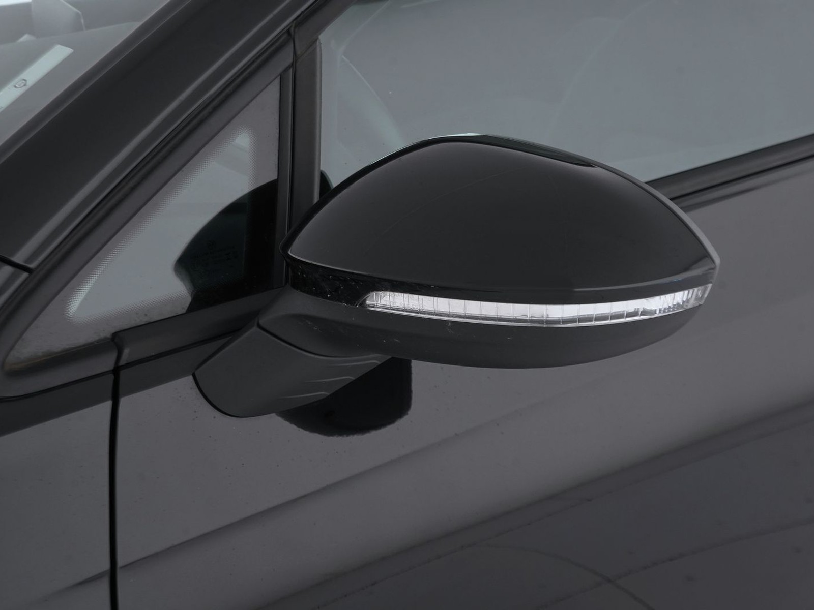 34 - Volkswagen Golf 2.0 tdi scr 115cv life