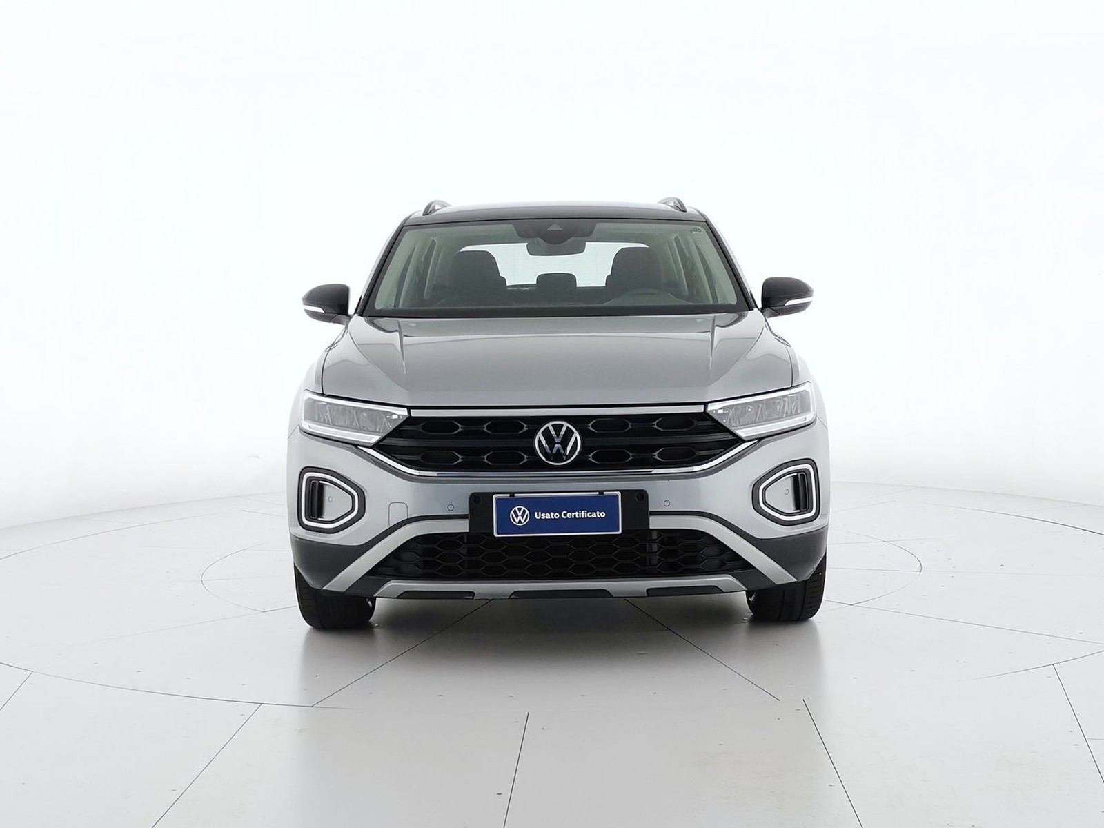 2 - Volkswagen T-Roc 2.0 tdi scr 115cv life
