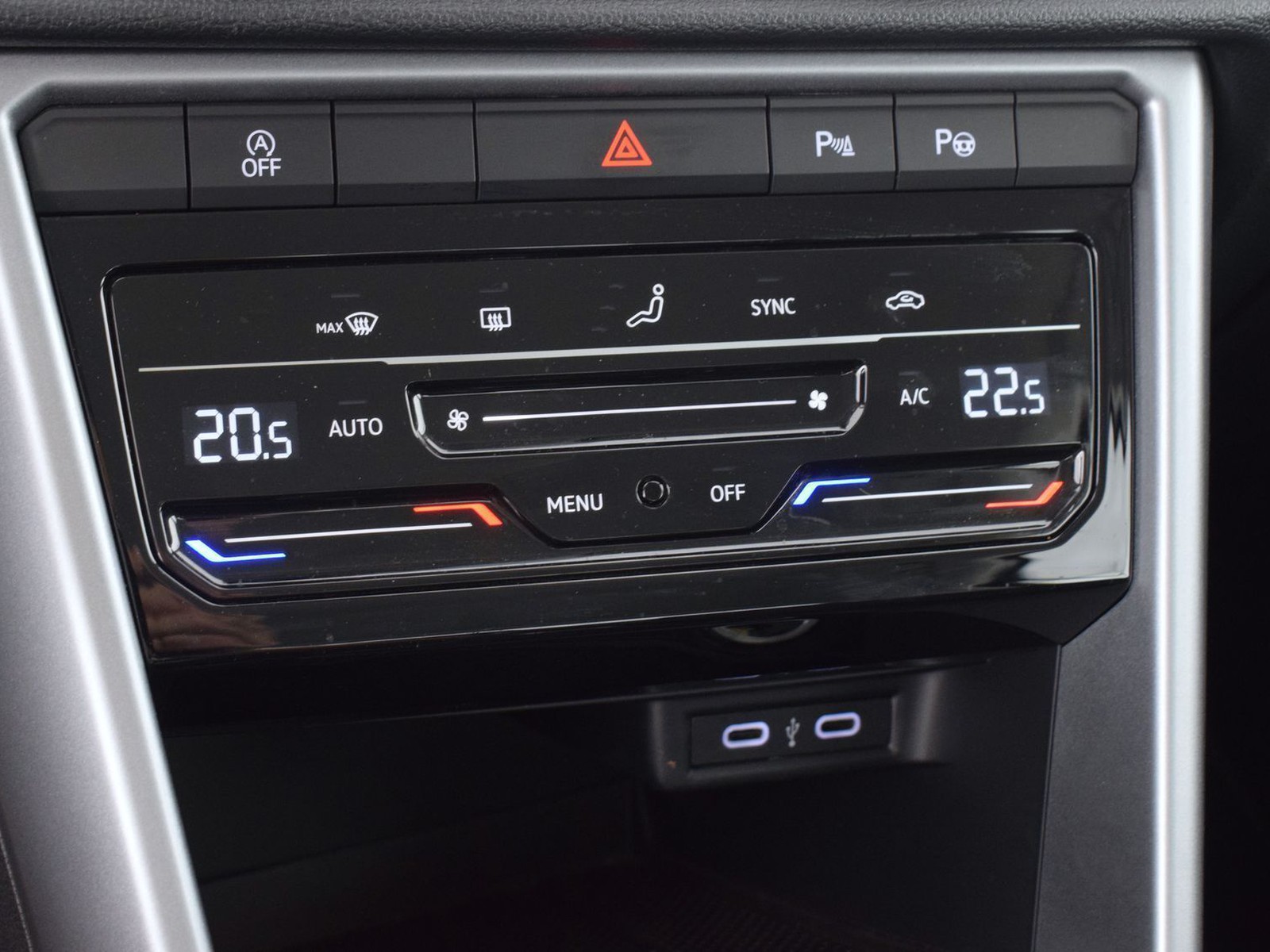 23 - Volkswagen T-Roc 2.0 tdi scr 115cv life