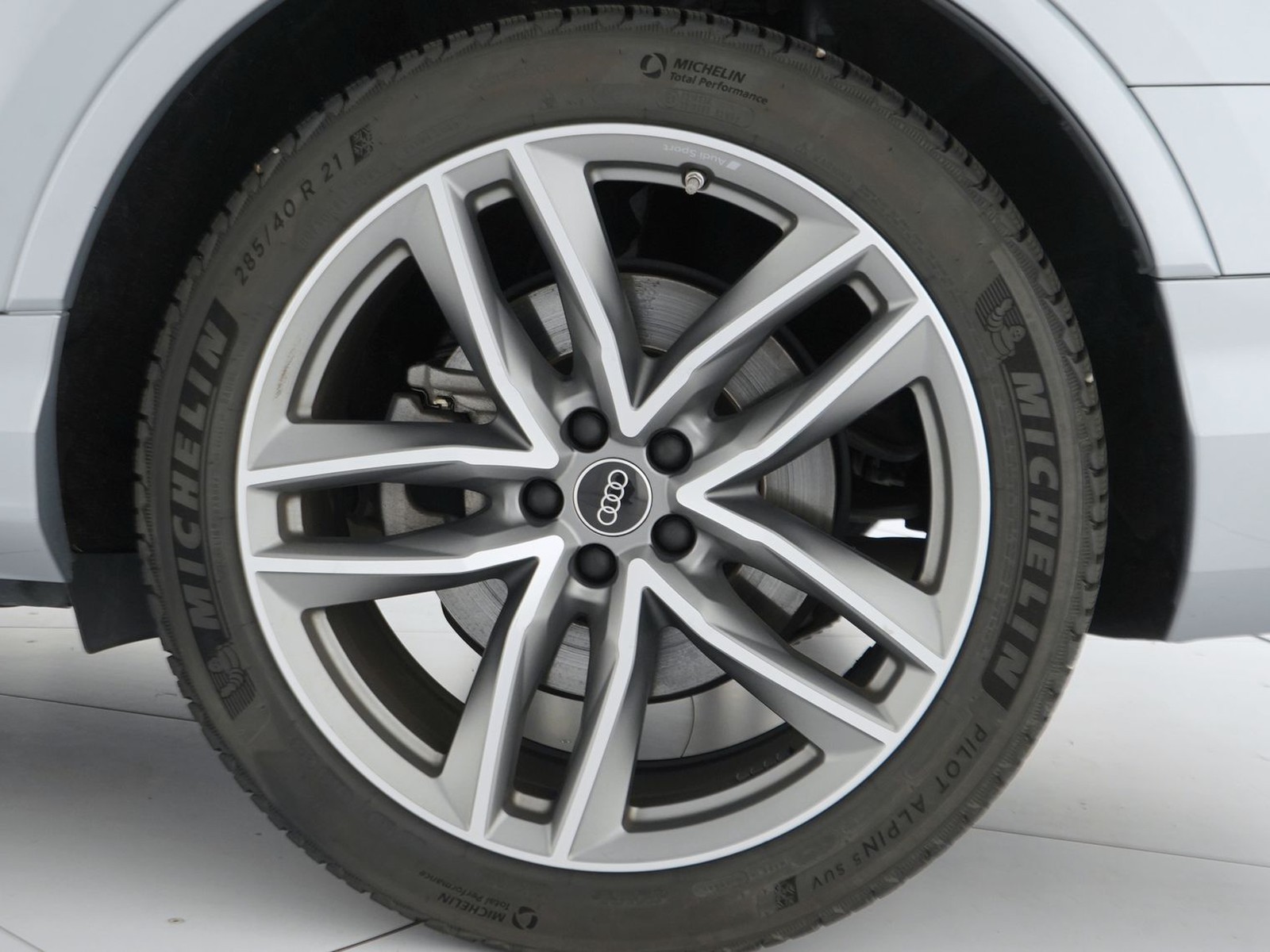 12 - Audi Q7 3.0 v6 tdi mhev 286cv s line edition quattro tiptronic 7p.ti