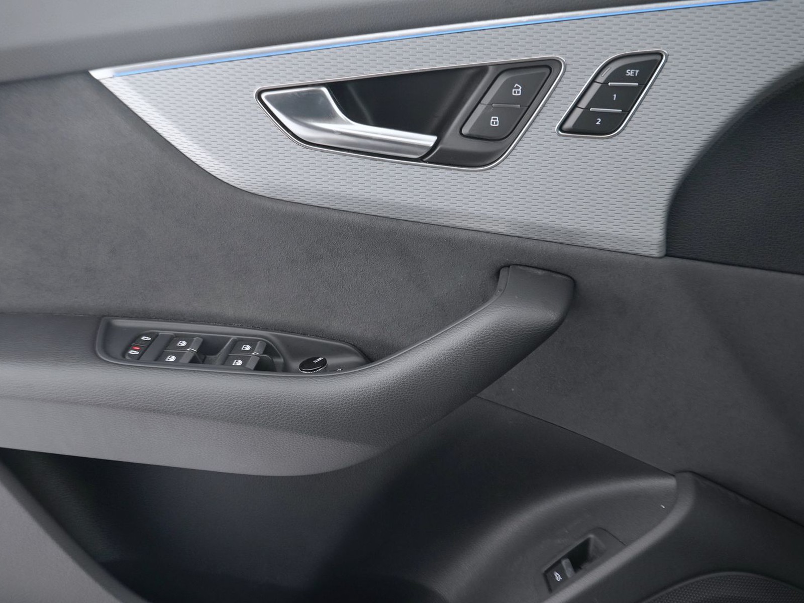 12 - Audi Q8 3.0 v6 tdi mhev 286cv s line edition quattro