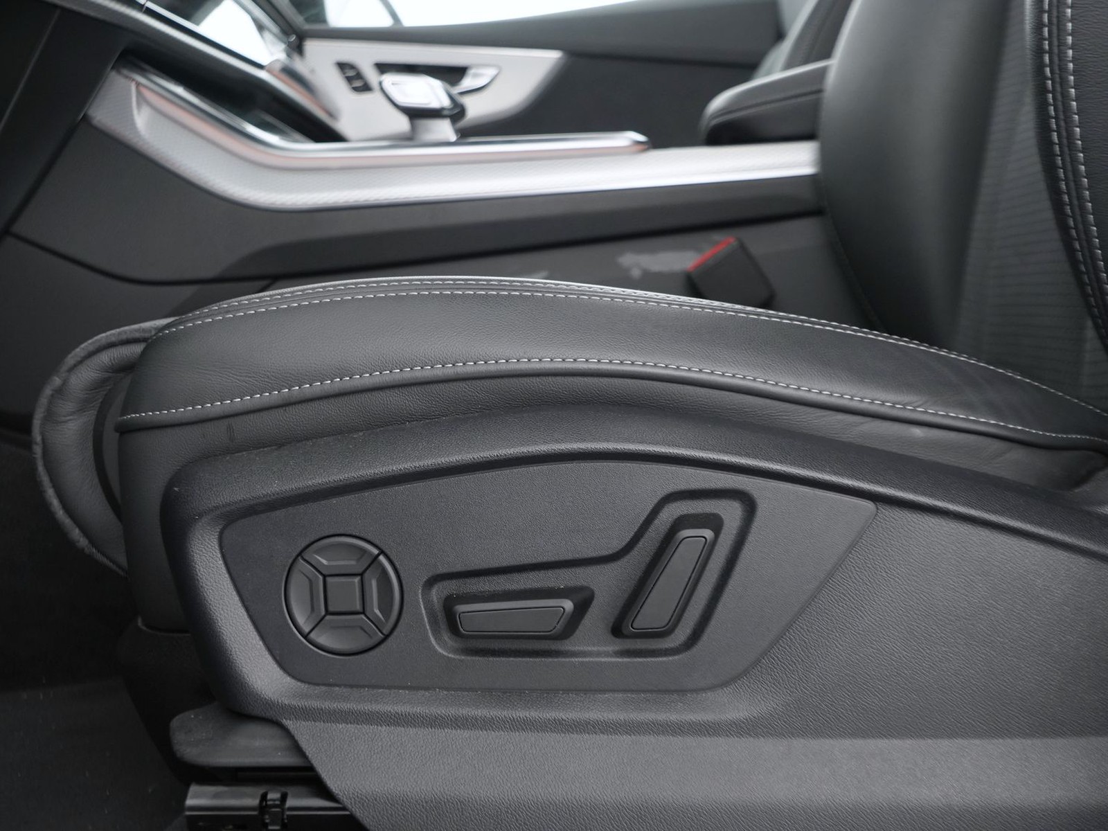 21 - Audi Q8 3.0 v6 tdi mhev 286cv s line edition quattro