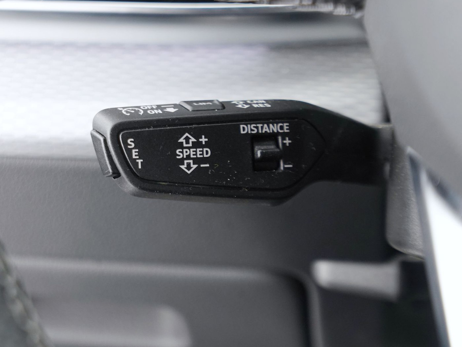 27 - Audi Q8 3.0 v6 tdi mhev 286cv s line edition quattro