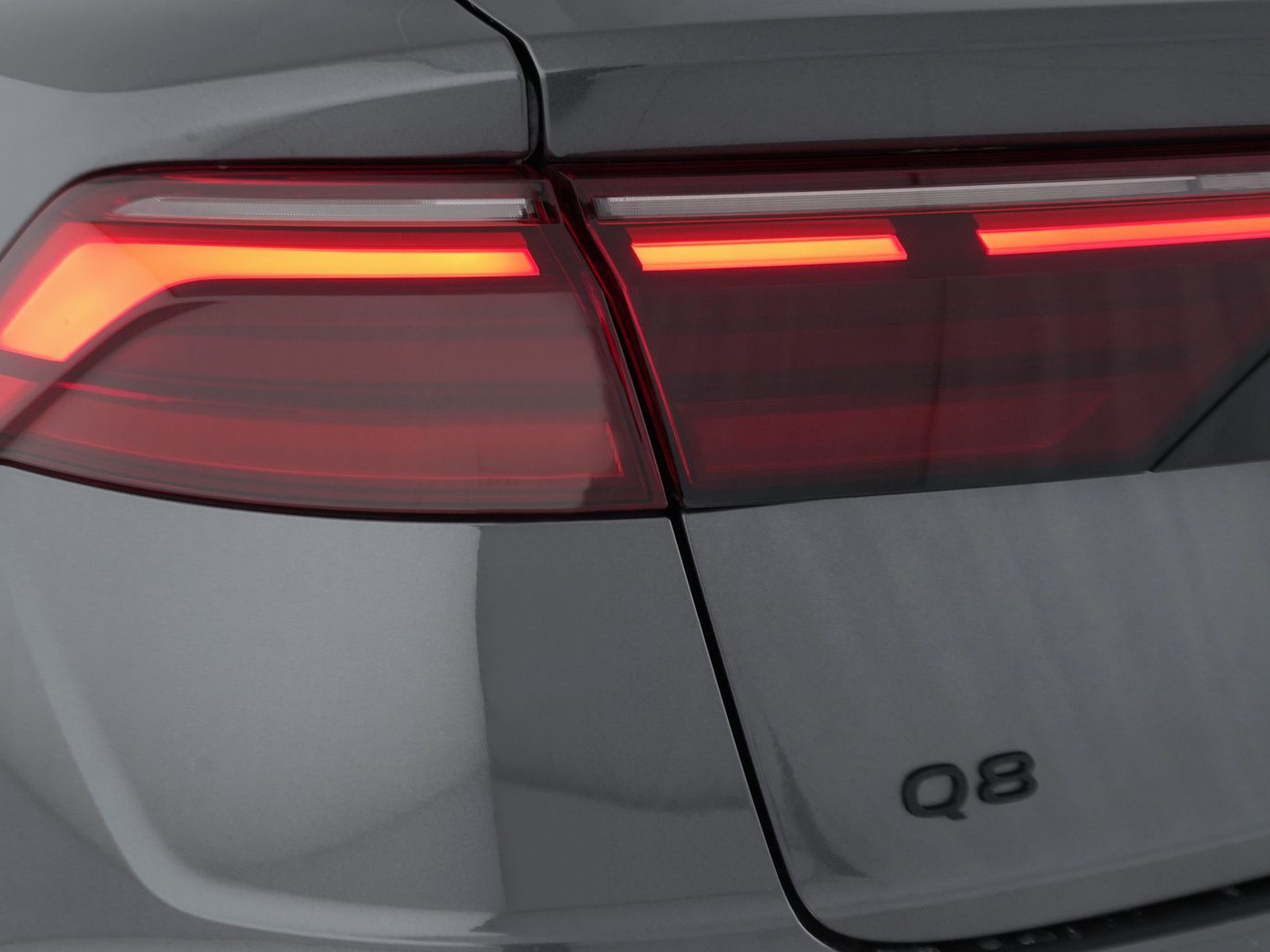 6 - Audi Q8 3.0 v6 tdi mhev 286cv s line edition quattro