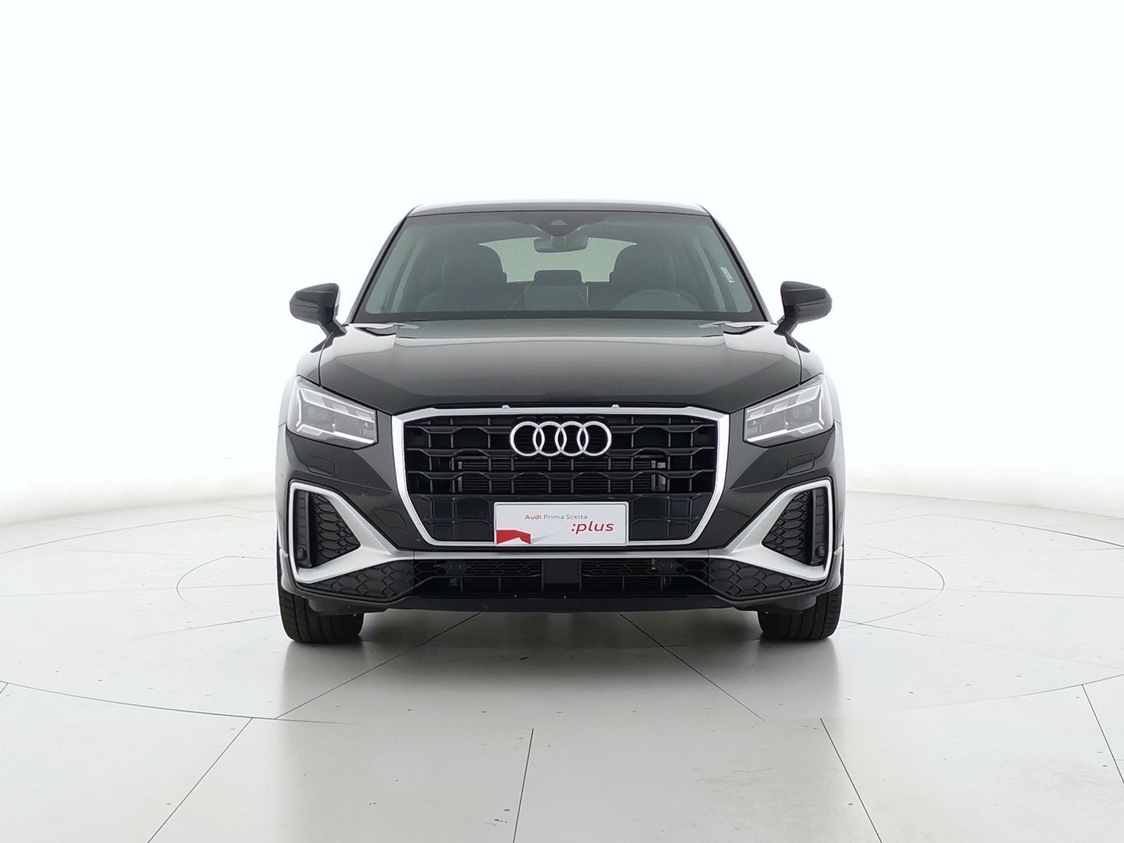 14 - Audi Q2 35 1.5 tfsi s line edition s tronic