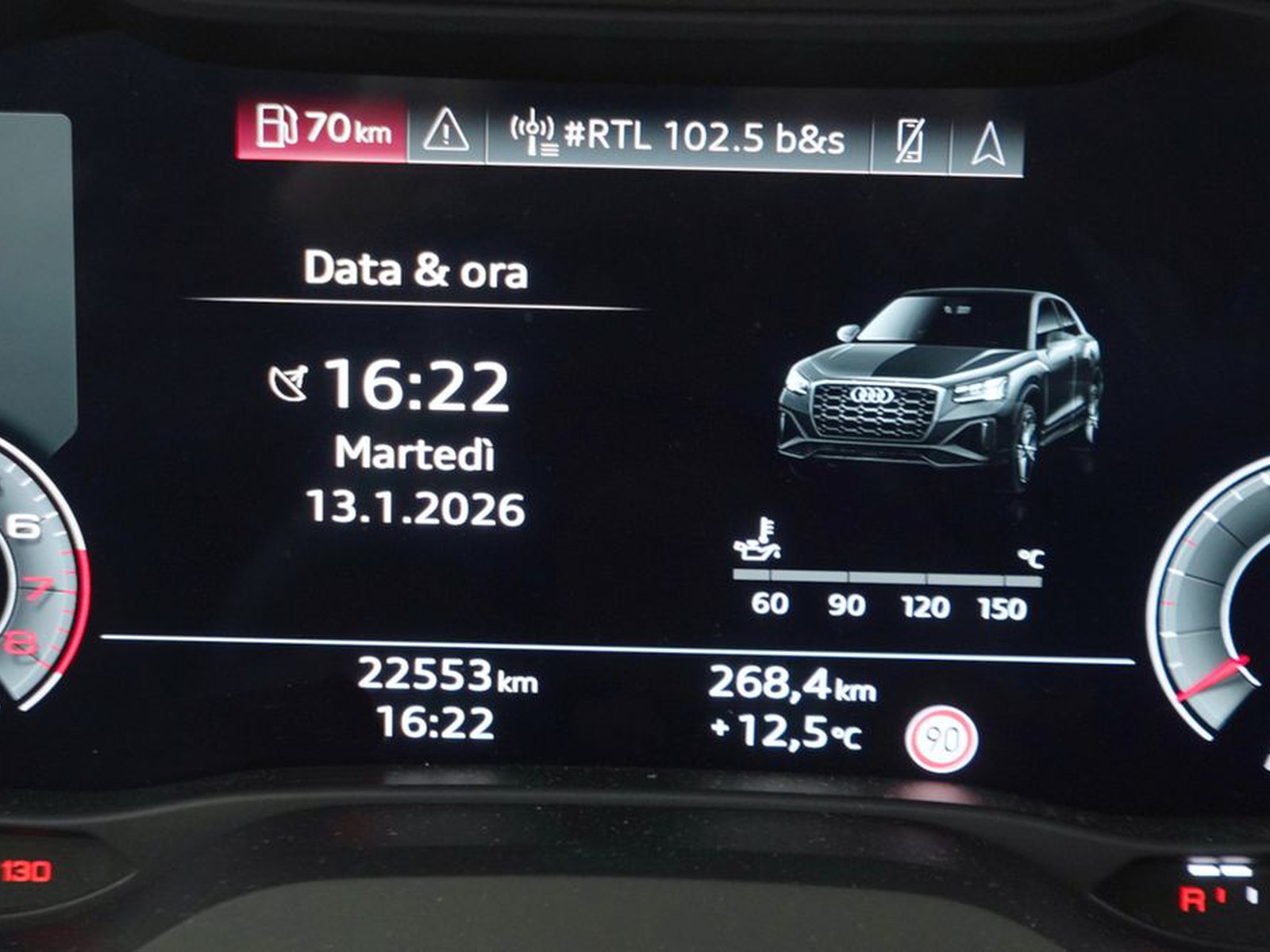 29 - Audi Q2 35 1.5 tfsi s line edition s tronic