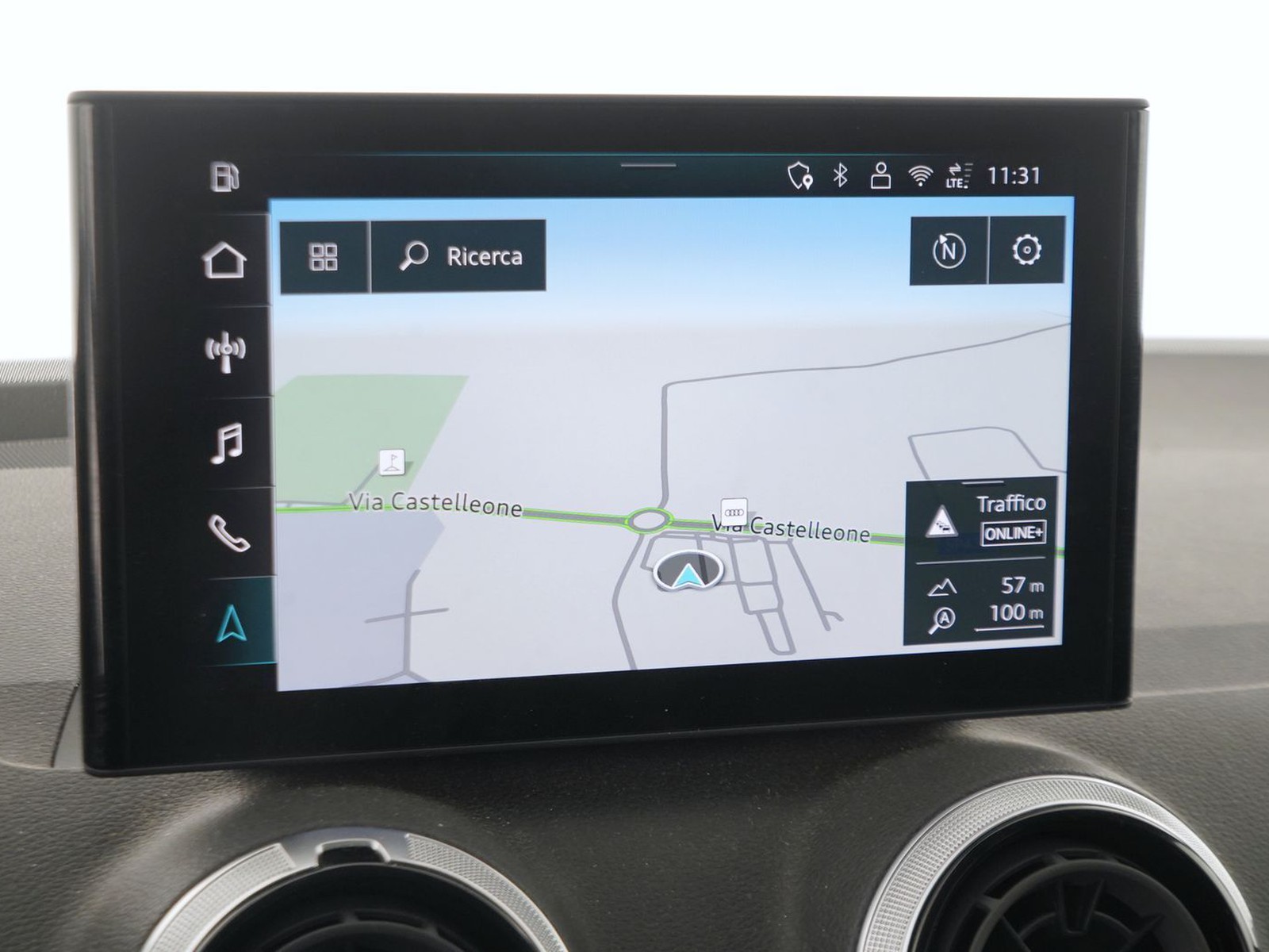 10 - Audi Q2 35 1.5 tfsi s line edition s tronic