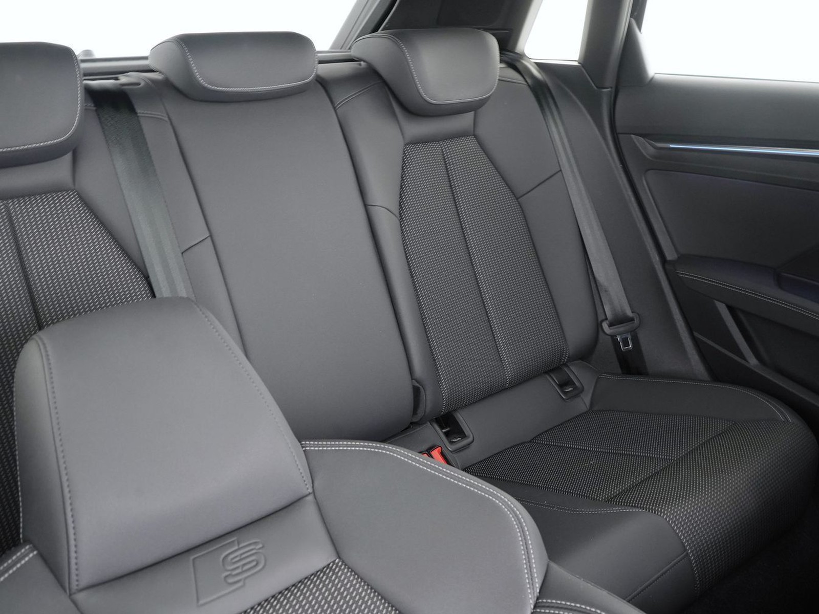 21 - Audi A3 sportback 2.0 tdi 150cv s line edition s tronic