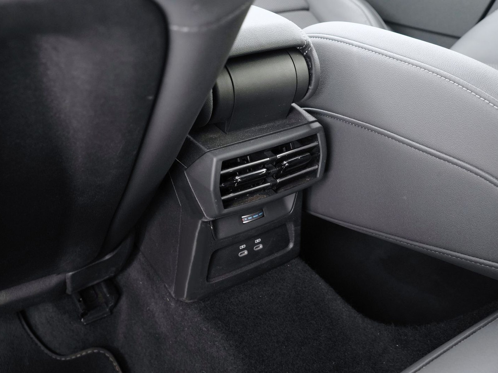 28 - Audi A3 sportback 2.0 tdi 150cv s line edition s tronic