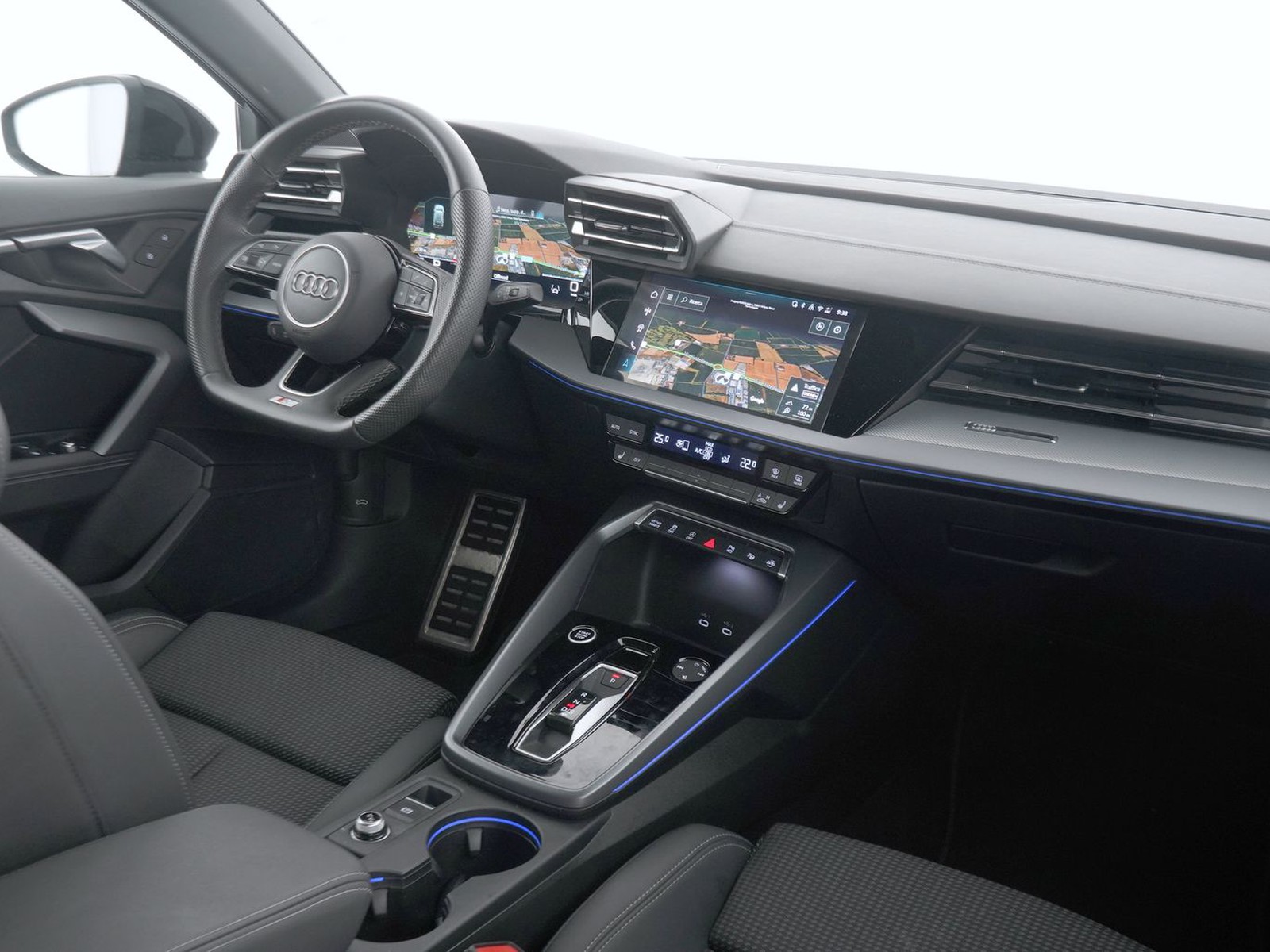 4 - Audi A3 sportback 2.0 tdi 150cv s line edition s tronic