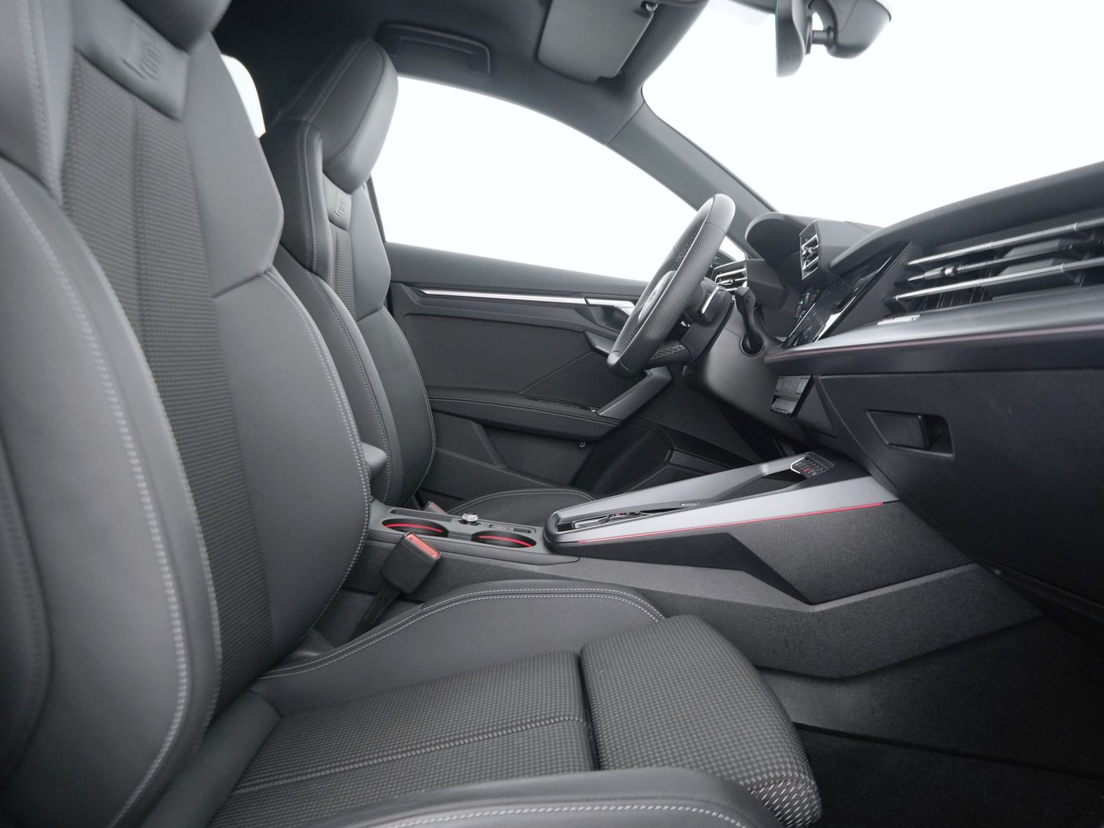 16 - Audi A3 sportback 2.0 tdi 150cv s line edition s tronic