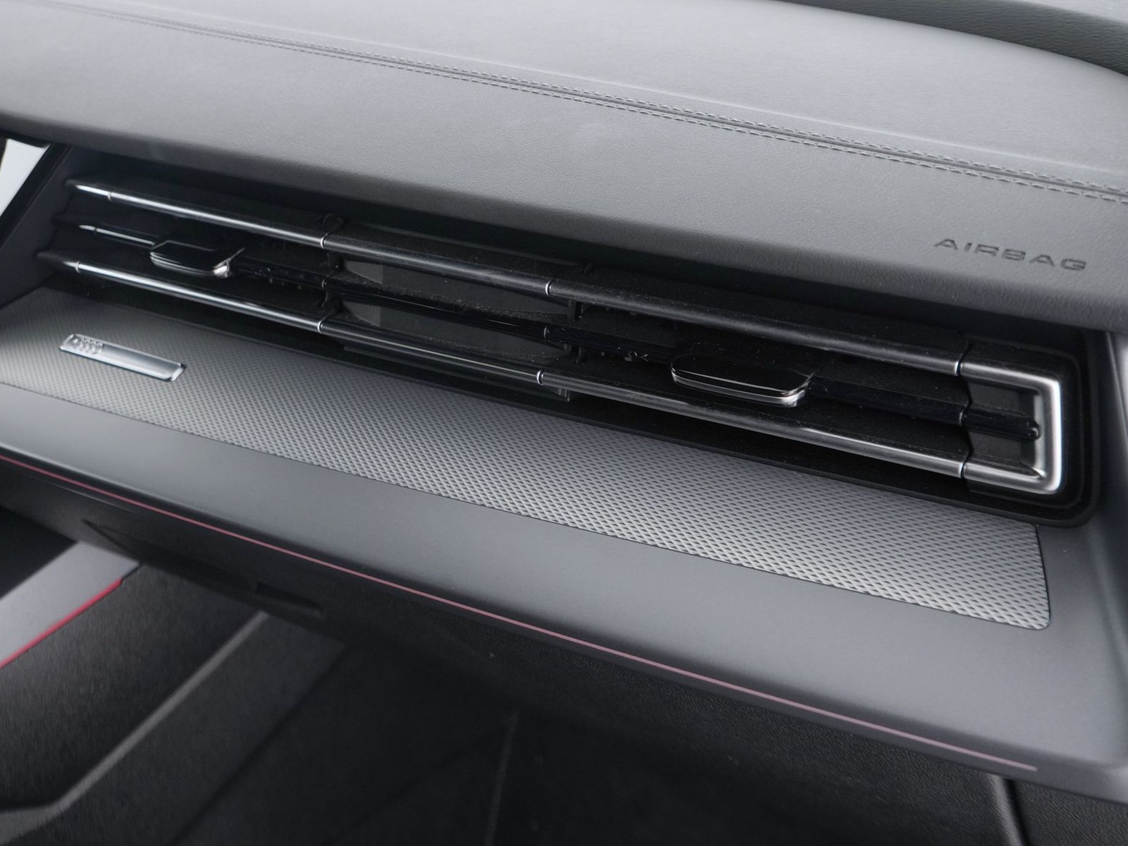 18 - Audi A3 sportback 2.0 tdi 150cv s line edition s tronic