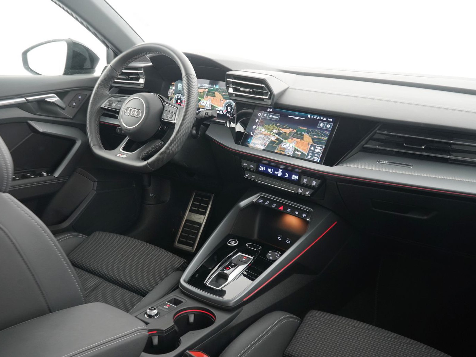 4 - Audi A3 sportback 2.0 tdi 150cv s line edition s tronic