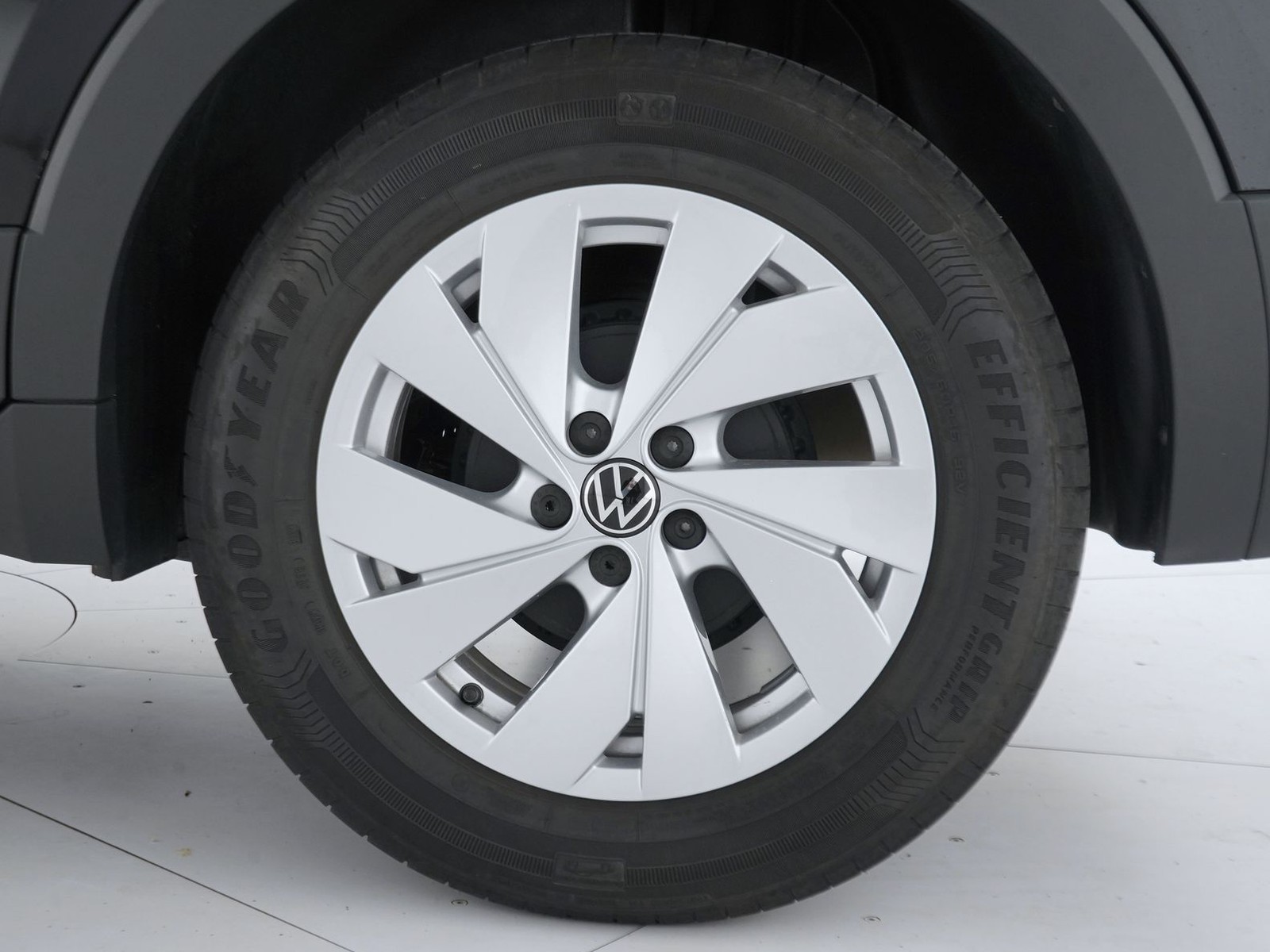 12 - Volkswagen T-Cross 1.0 tsi 95cv life