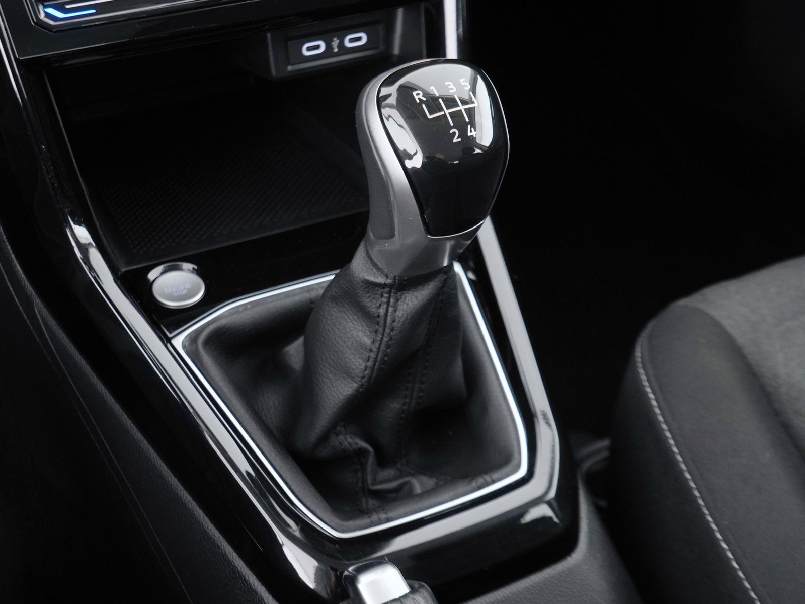 22 - Volkswagen T-Cross 1.0 tsi 95cv life