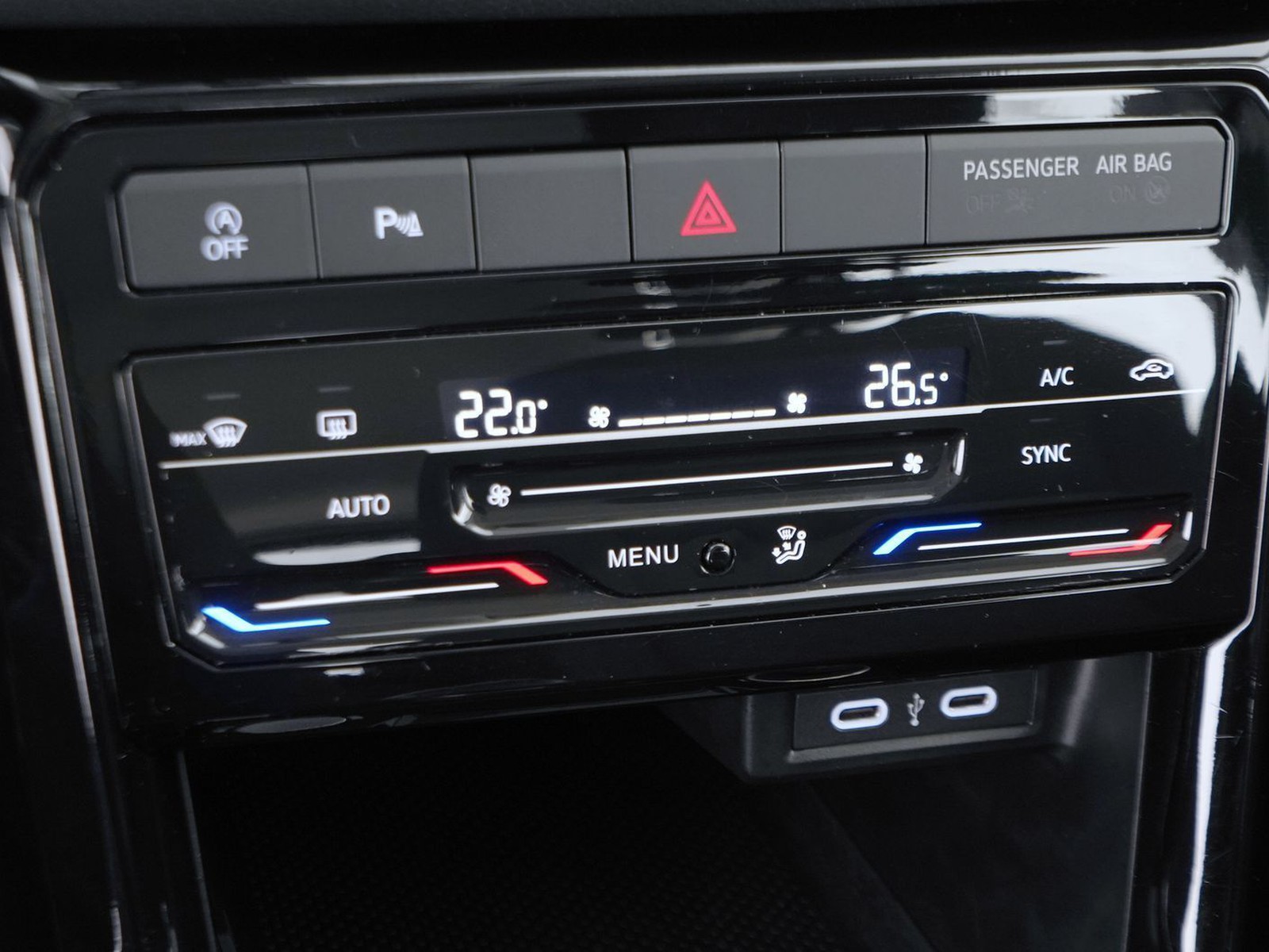 24 - Volkswagen T-Cross 1.0 tsi 95cv life