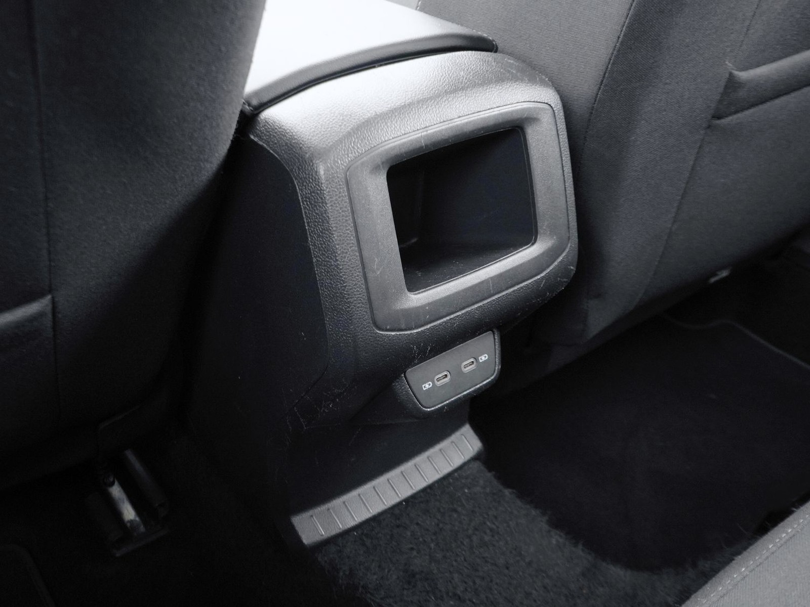 28 - Volkswagen T-Cross 1.0 tsi 95cv life