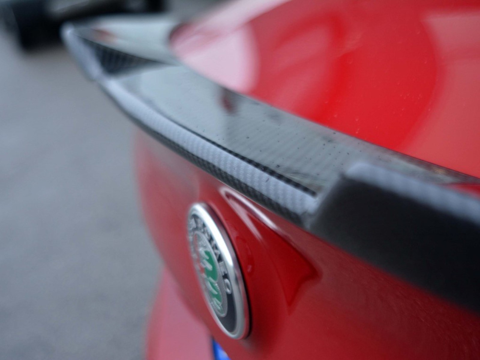 22 - Alfa Romeo Giulia 2.0 turbo 280cv competizione q4 at8