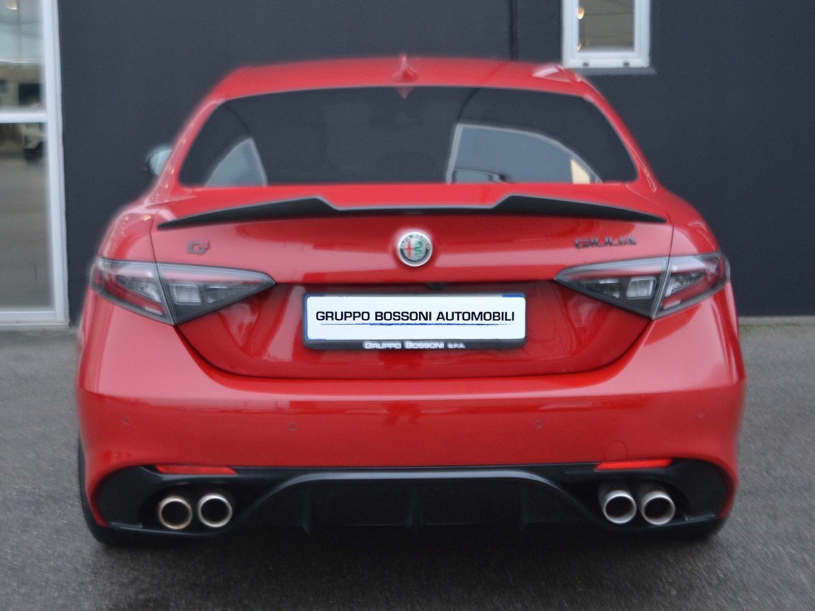 4 - Alfa Romeo Giulia 2.0 turbo 280cv competizione q4 at8