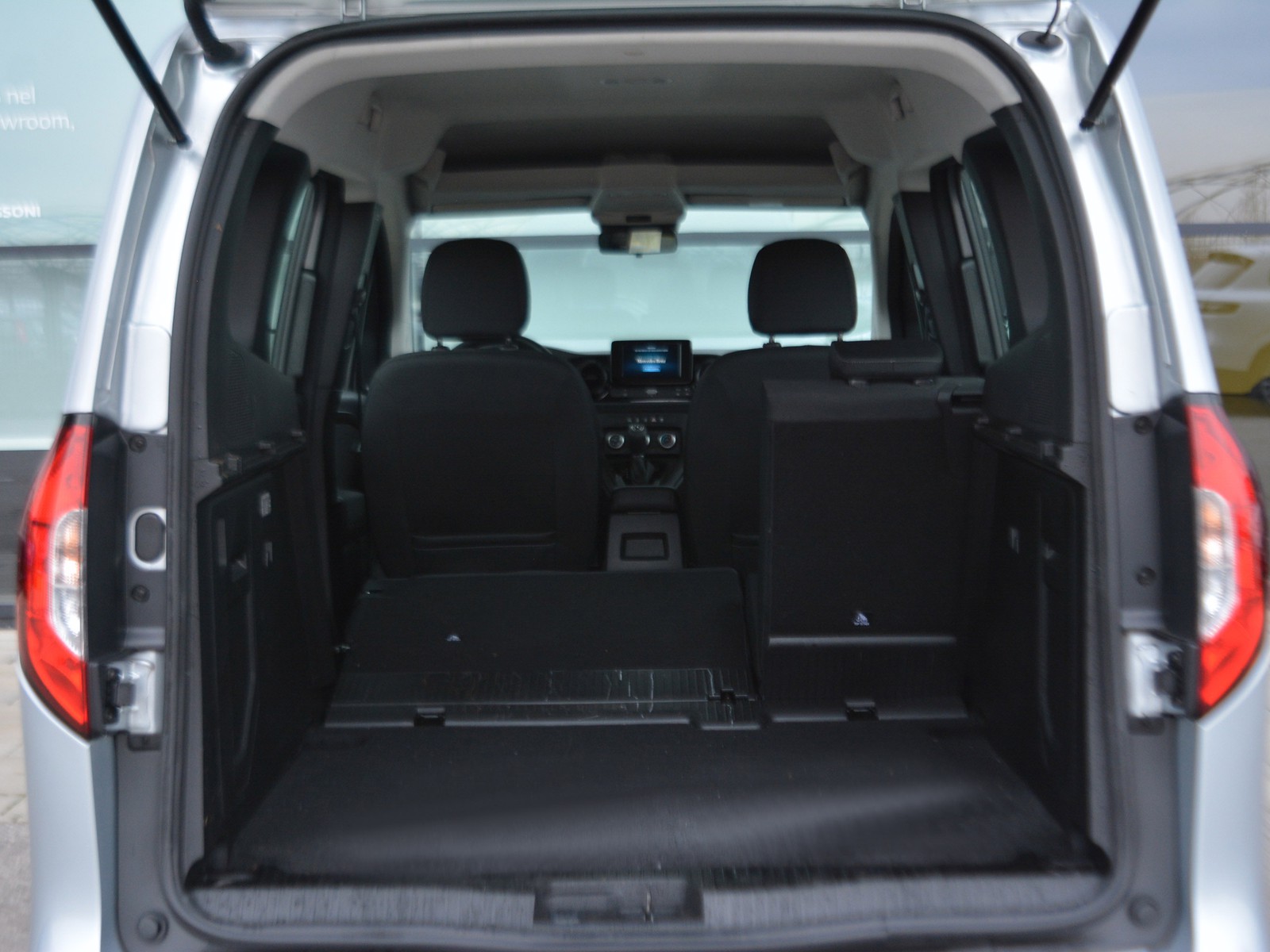 15 - Mercedes Classe T long 180 executive