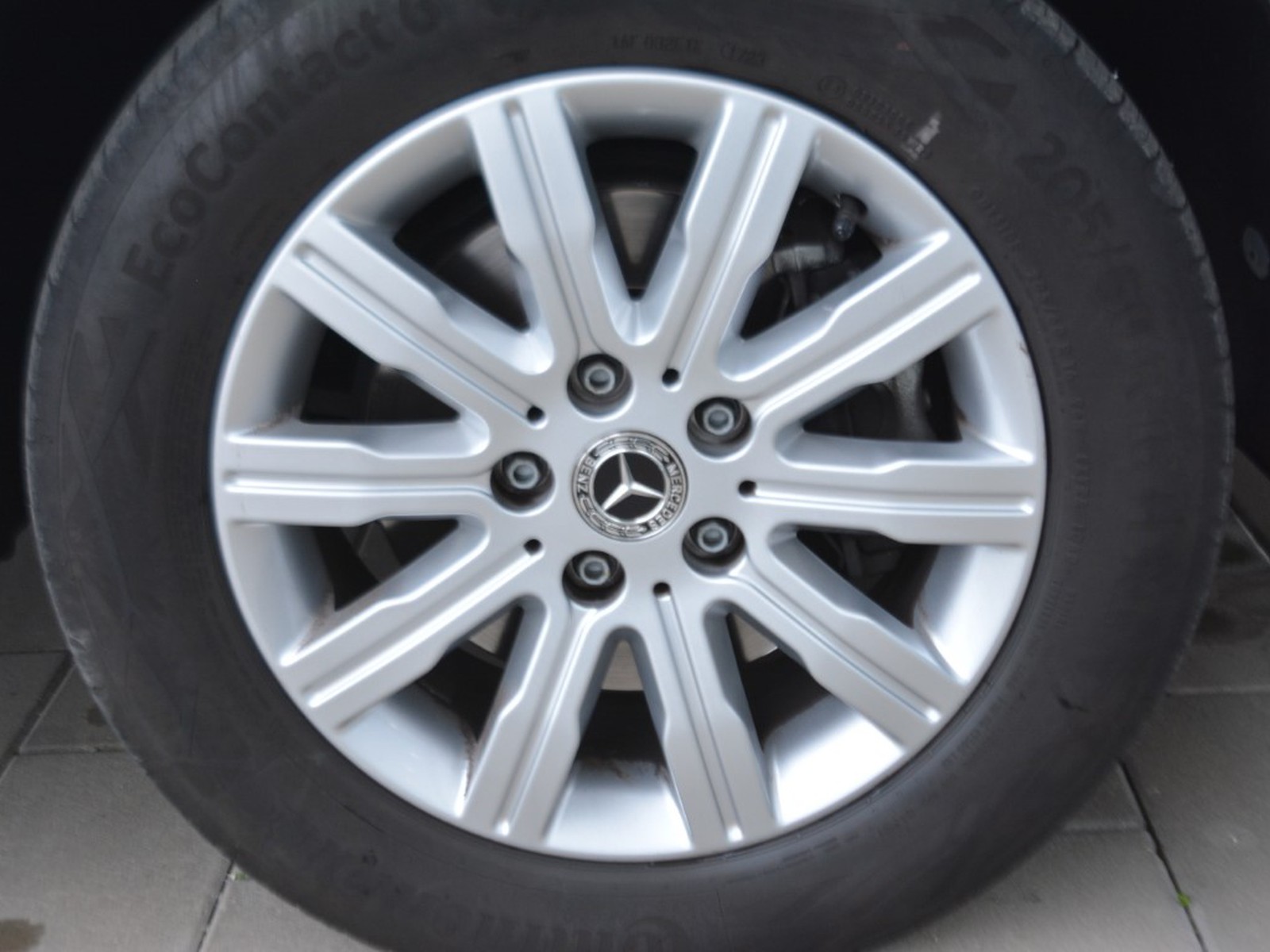 16 - Mercedes Classe T long 180 executive