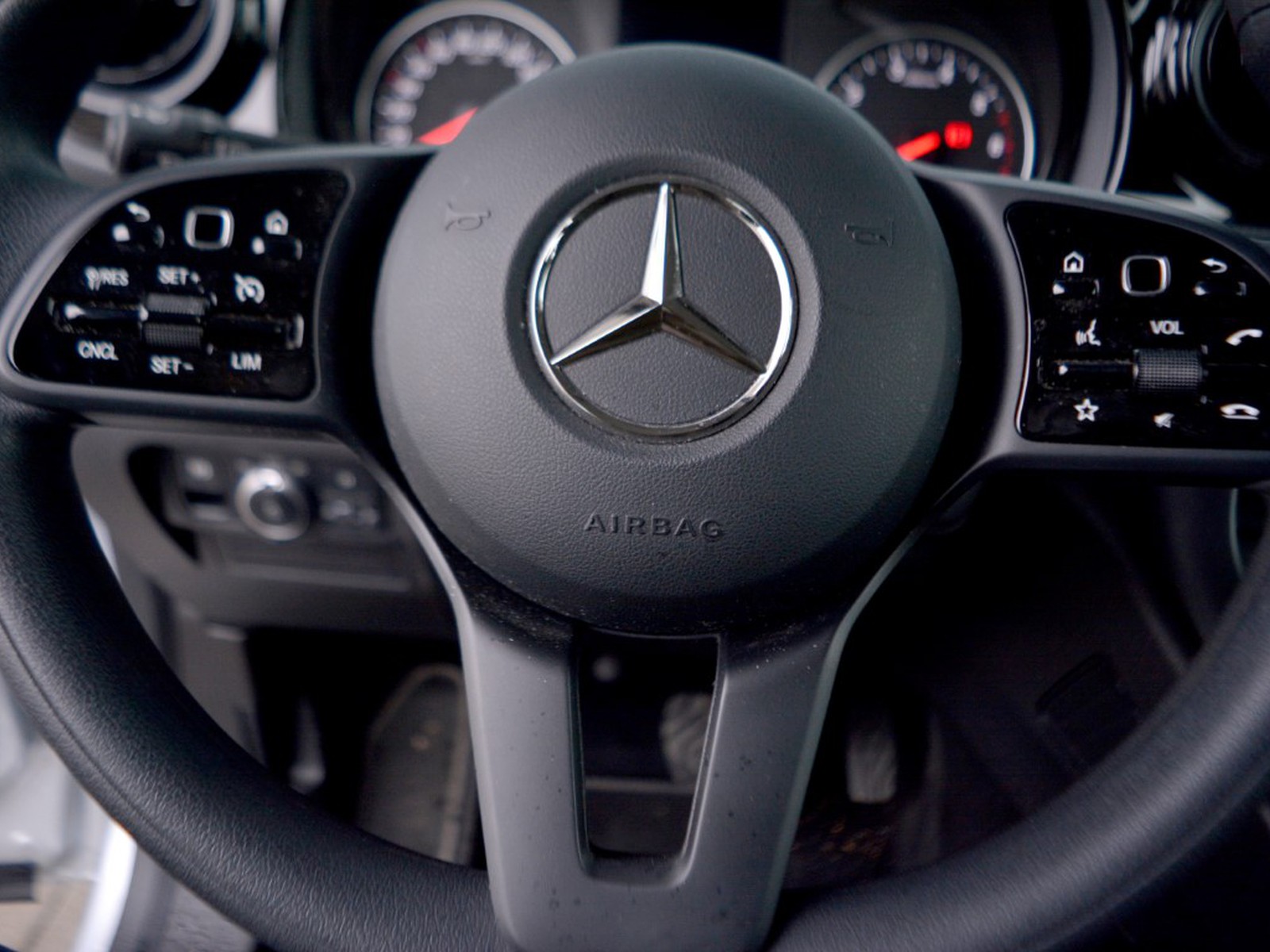 17 - Mercedes Classe T long 180 executive