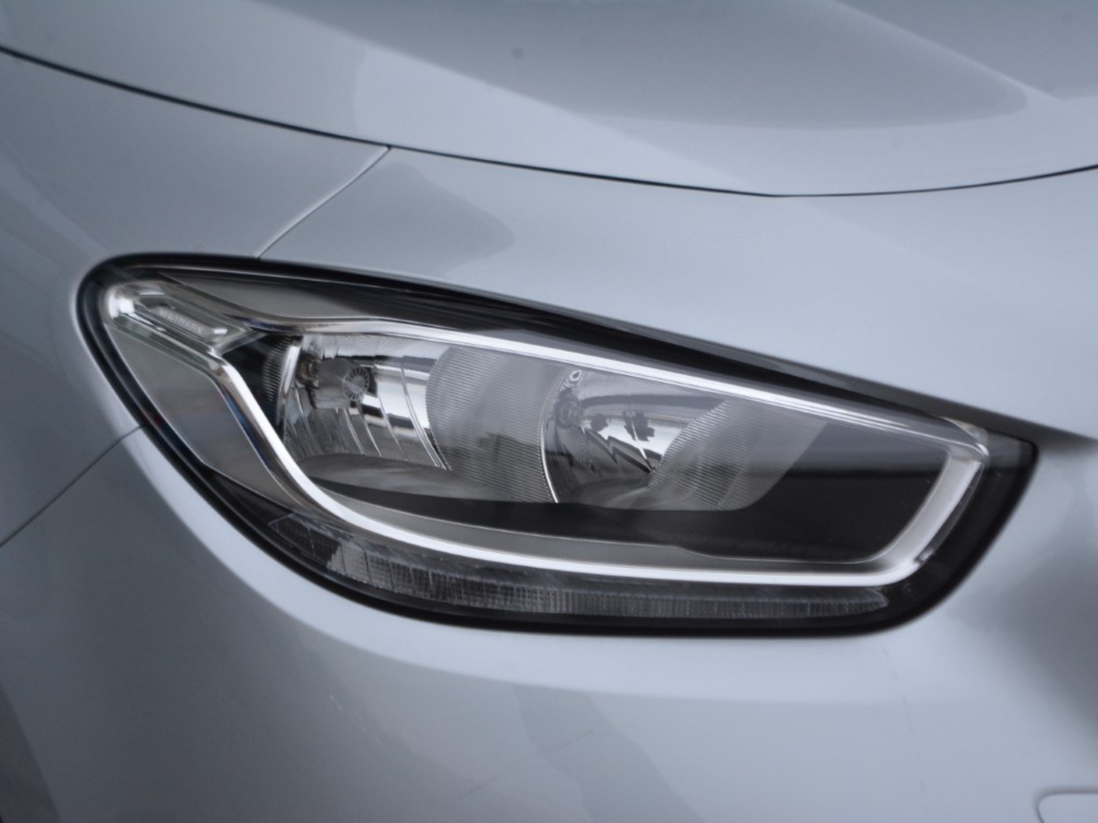 22 - Mercedes Classe T long 180 executive